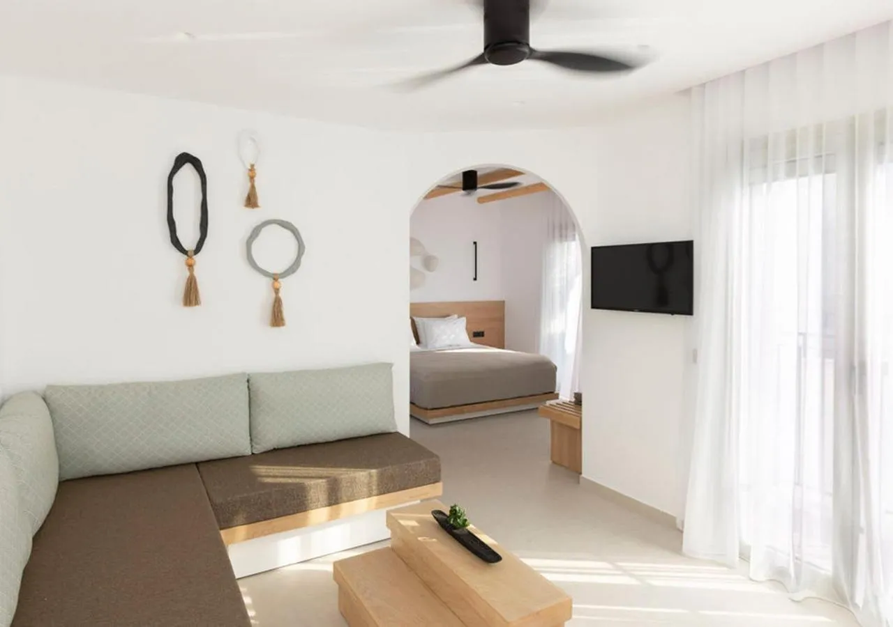 Photo of the whole room in Kalea Suites