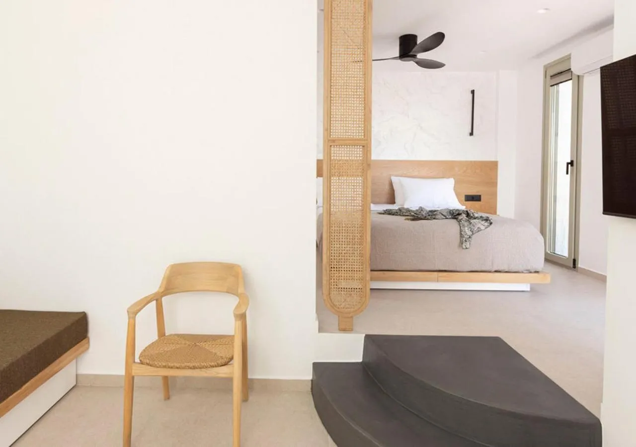 Bedroom, Bed in Kalea Suites