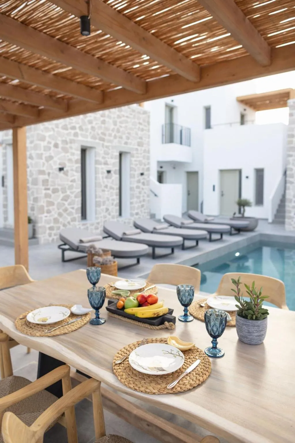 Food and drinks in Kalea Suites