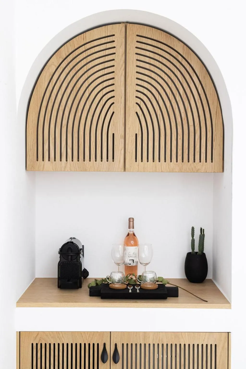 Coffee/tea facilities in Kalea Suites