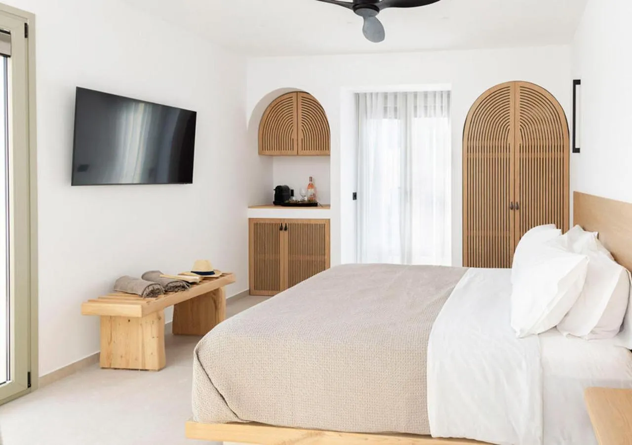 Bedroom, Bed in Kalea Suites