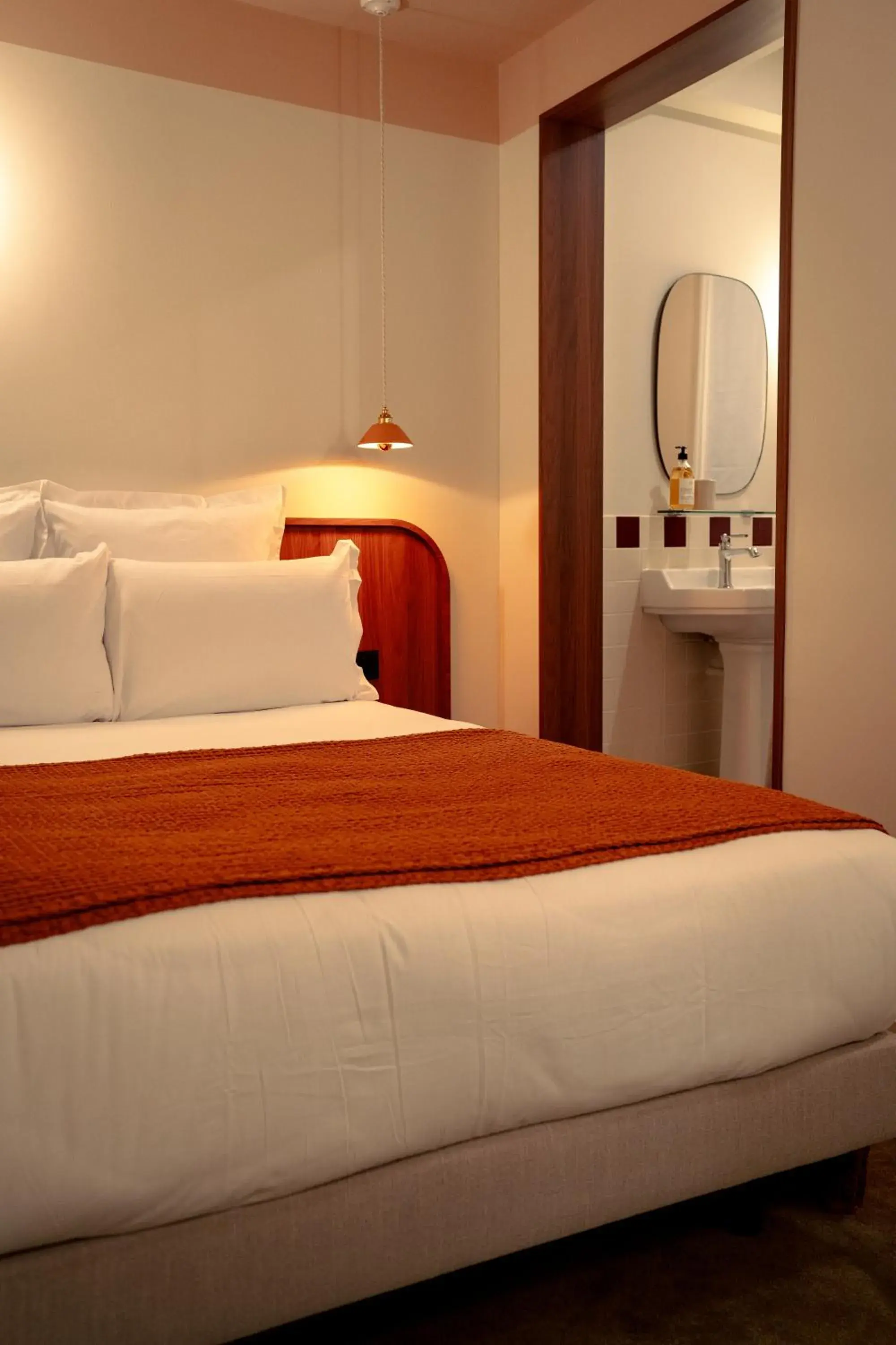 Standard Double Room in LALA Hôtel Standard Double Room in LALA Hôtel