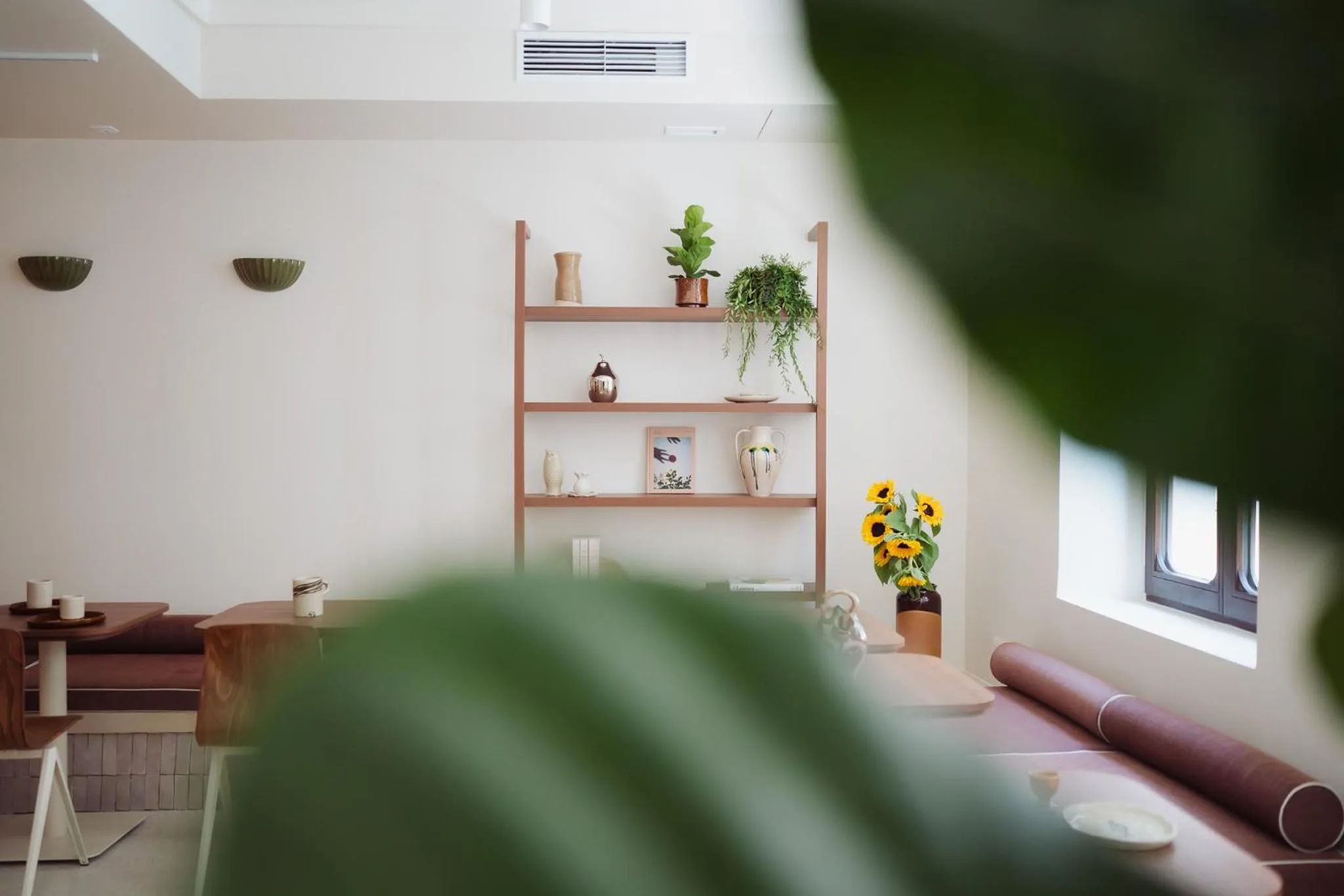 Seating area in LALA Hôtel