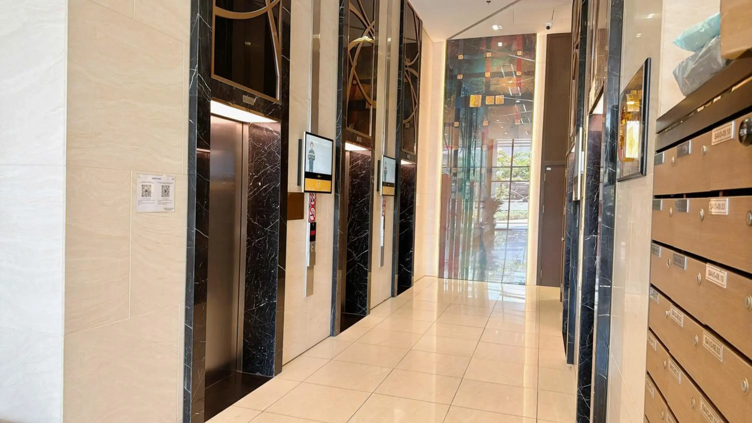 elevator in The Sun Avenue Serviced Apartment elevator in The Sun Avenue Serviced Apartment