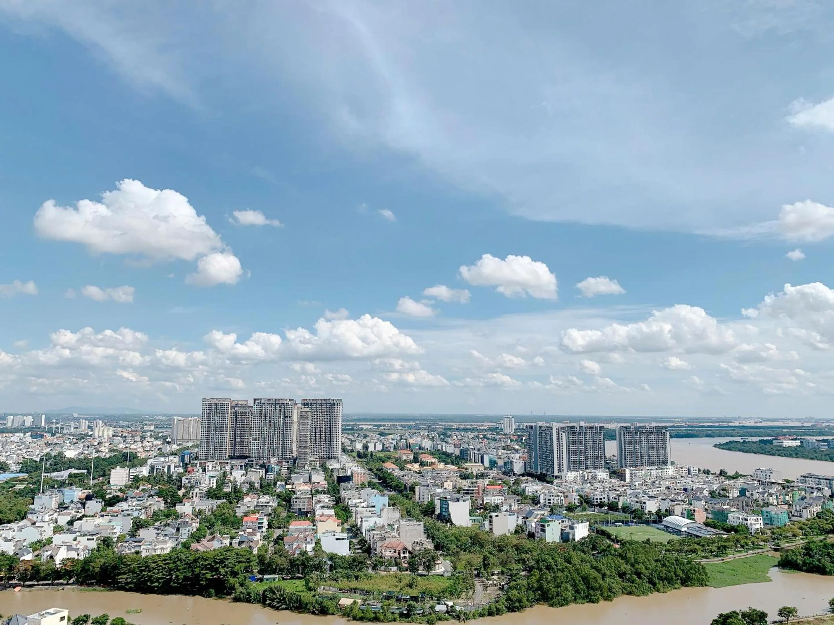 Day in The Sun Avenue Serviced Apartment