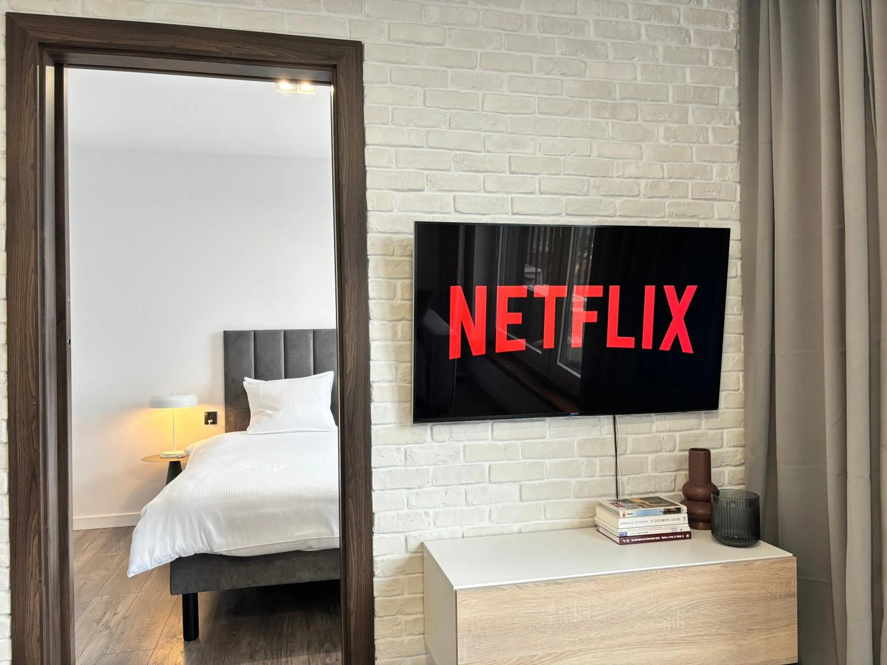 TV and multimedia, Bed in apartamenty-wroc Kurkowa 14