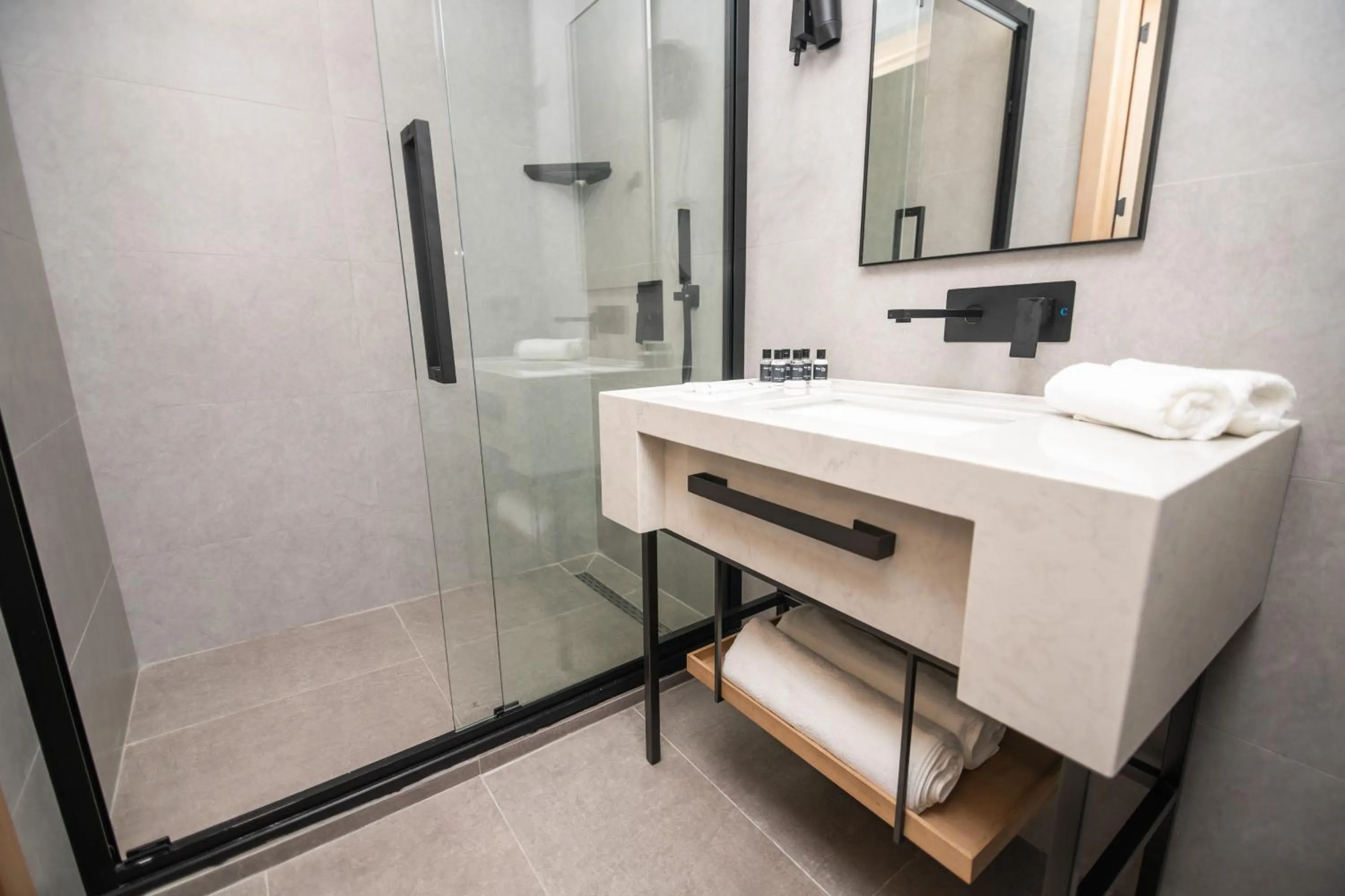 Bathroom in Blue Sky Apart-Hotel Batumi