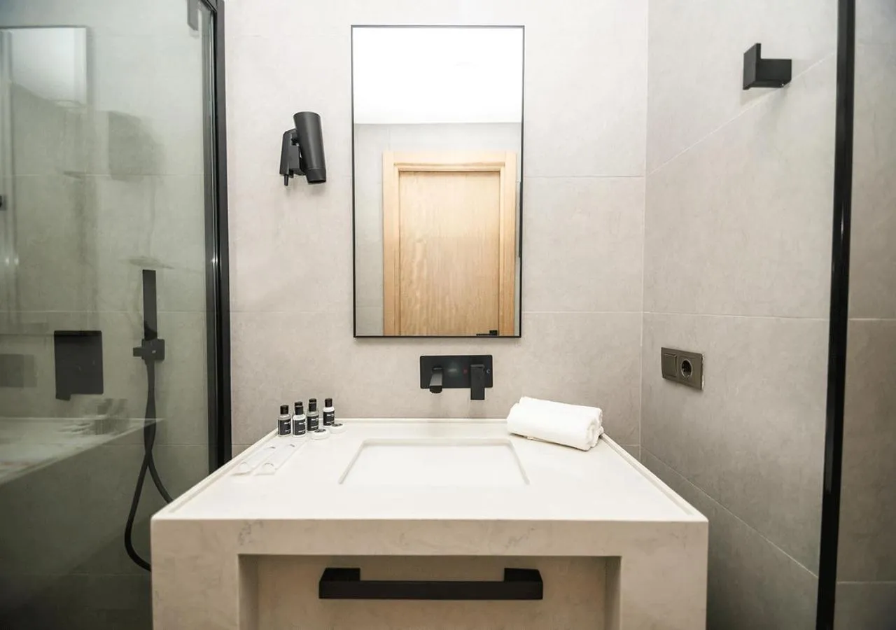 Bathroom in Blue Sky Apart-Hotel Batumi