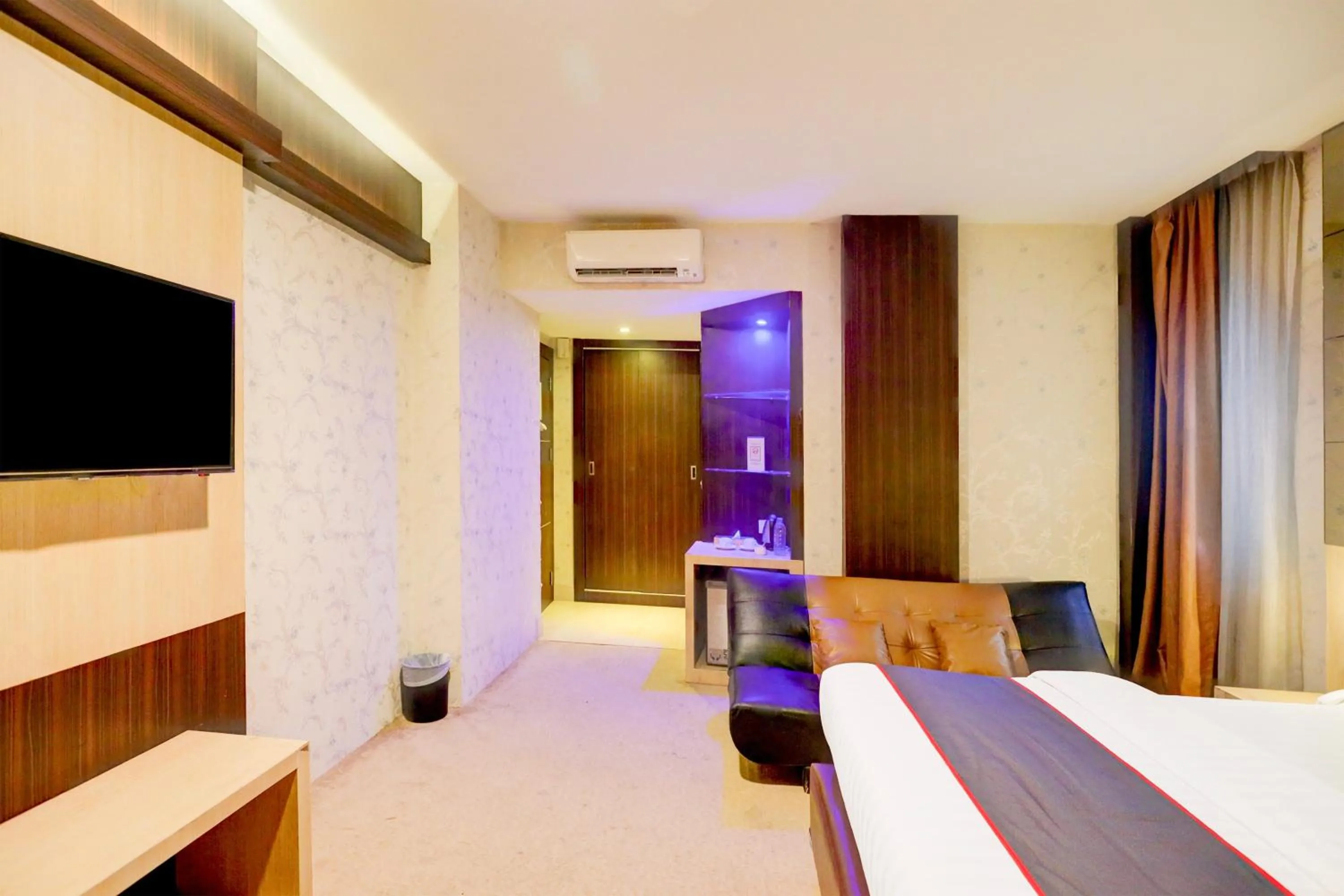 Bedroom, Bed in Townhouse Oak Batam near Grand Batam Mall formerly Lucky Star Hotel