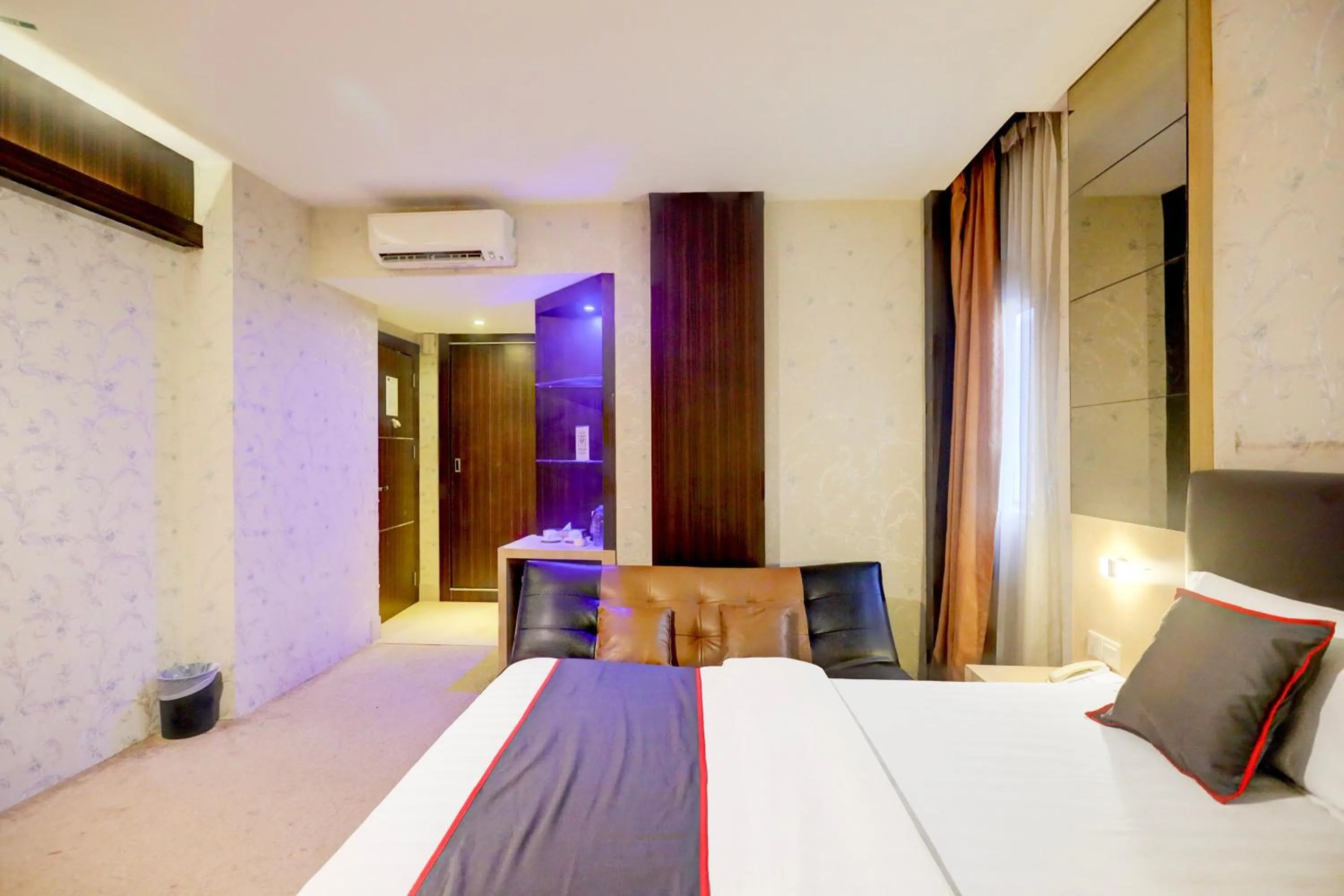 Bedroom, Bed in Townhouse Oak Batam near Grand Batam Mall formerly Lucky Star Hotel