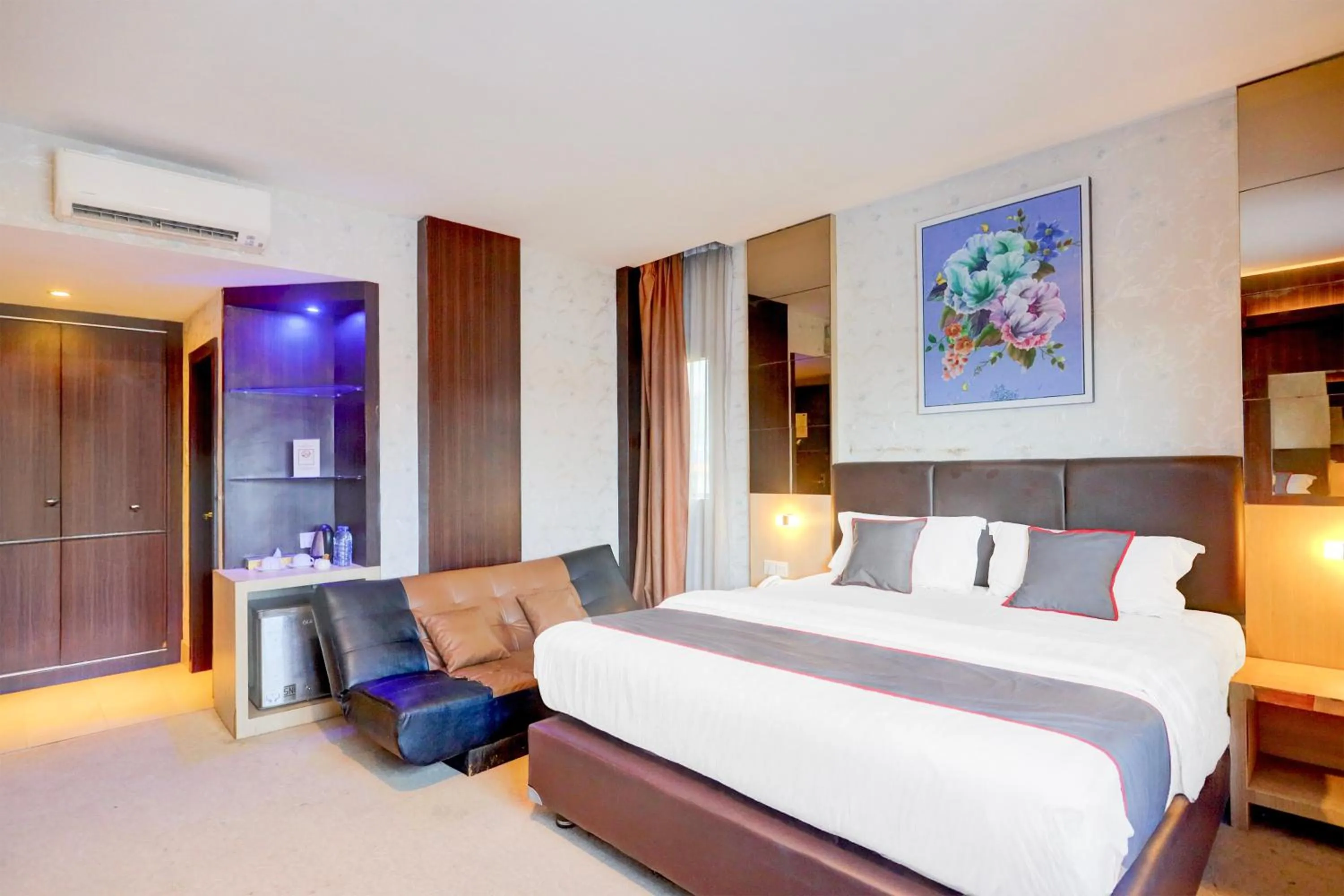 Bedroom, Bed in Townhouse Oak Batam near Grand Batam Mall formerly Lucky Star Hotel