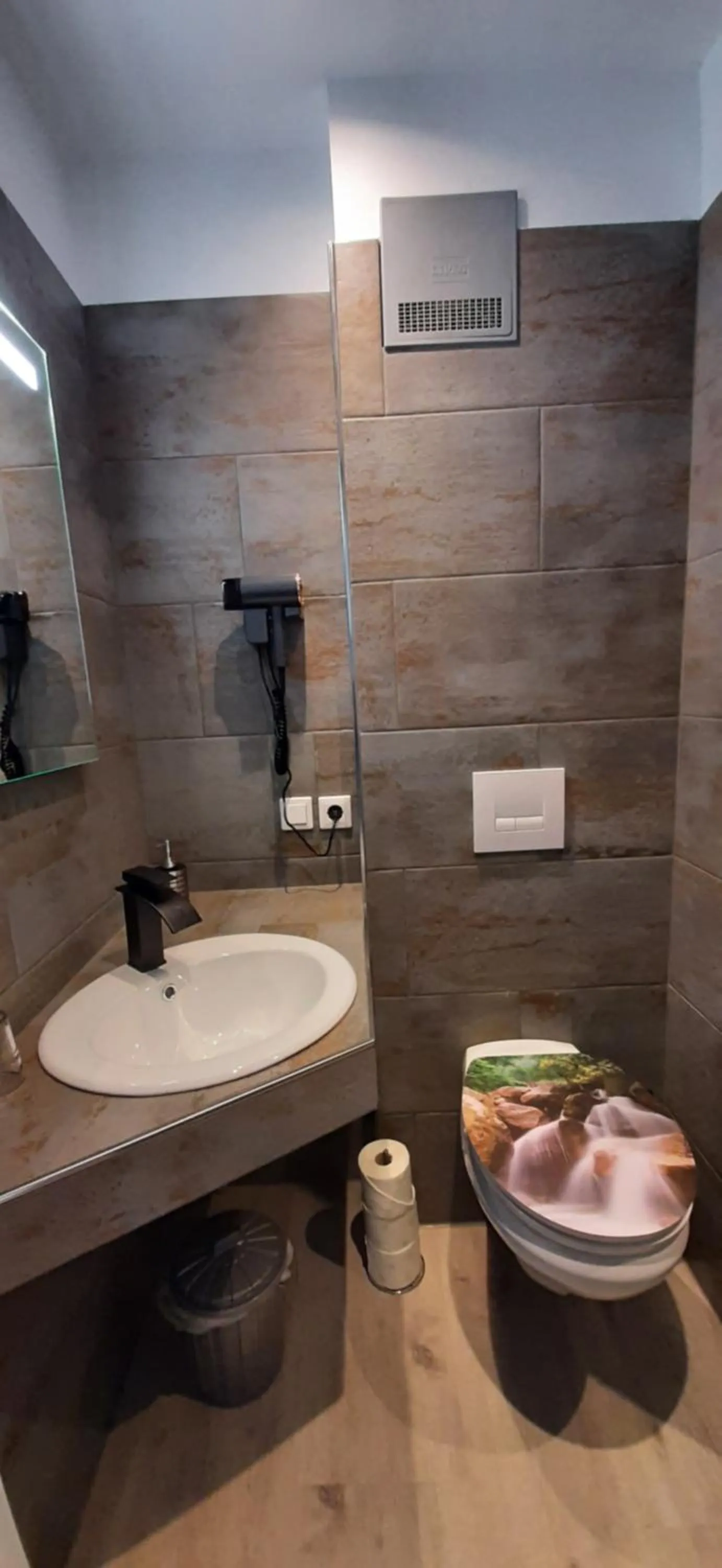 Bathroom in Haus Sieben - Singer Lydia