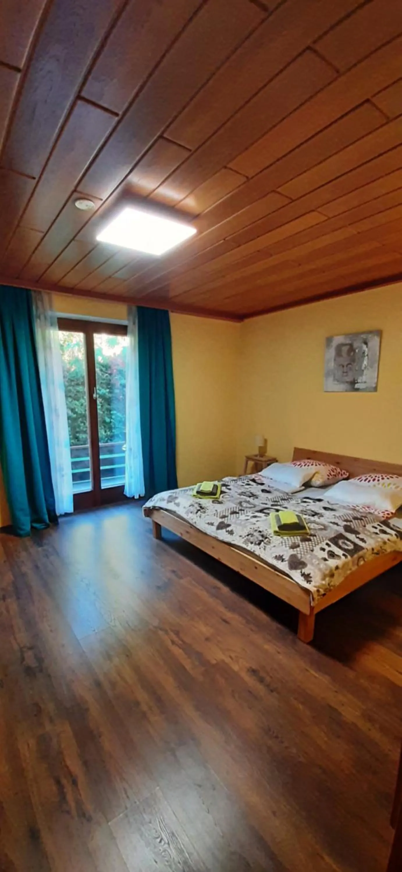 Photo of the whole room, Bed in Haus Sieben - Singer Lydia