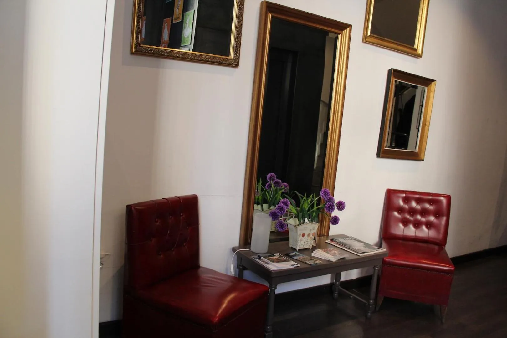 Lobby or reception in Oasis Backpackers' Toledo