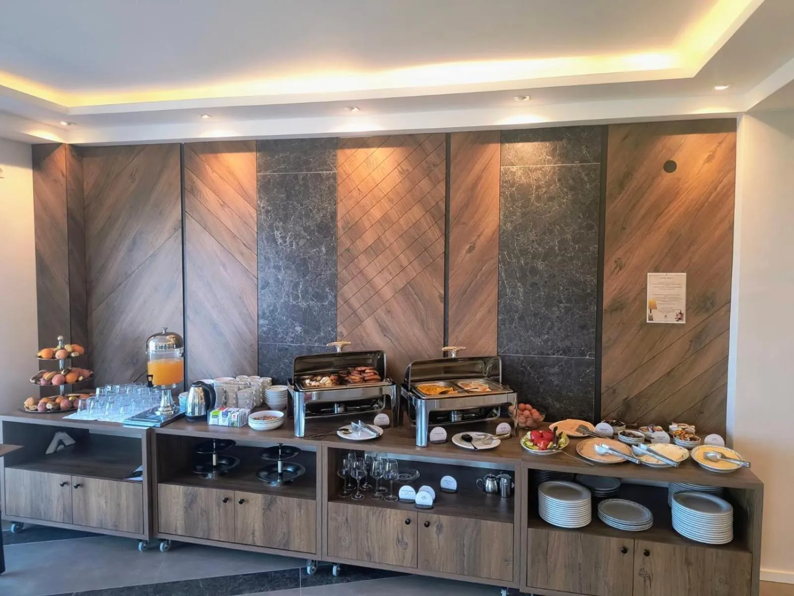 Restaurant/places to eat in Park Lakeside Ohrid