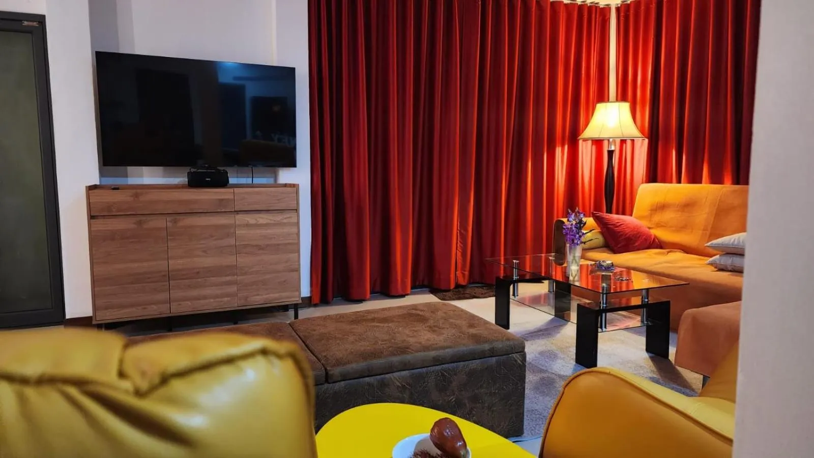 Communal lounge/ TV room in Villa Whitney