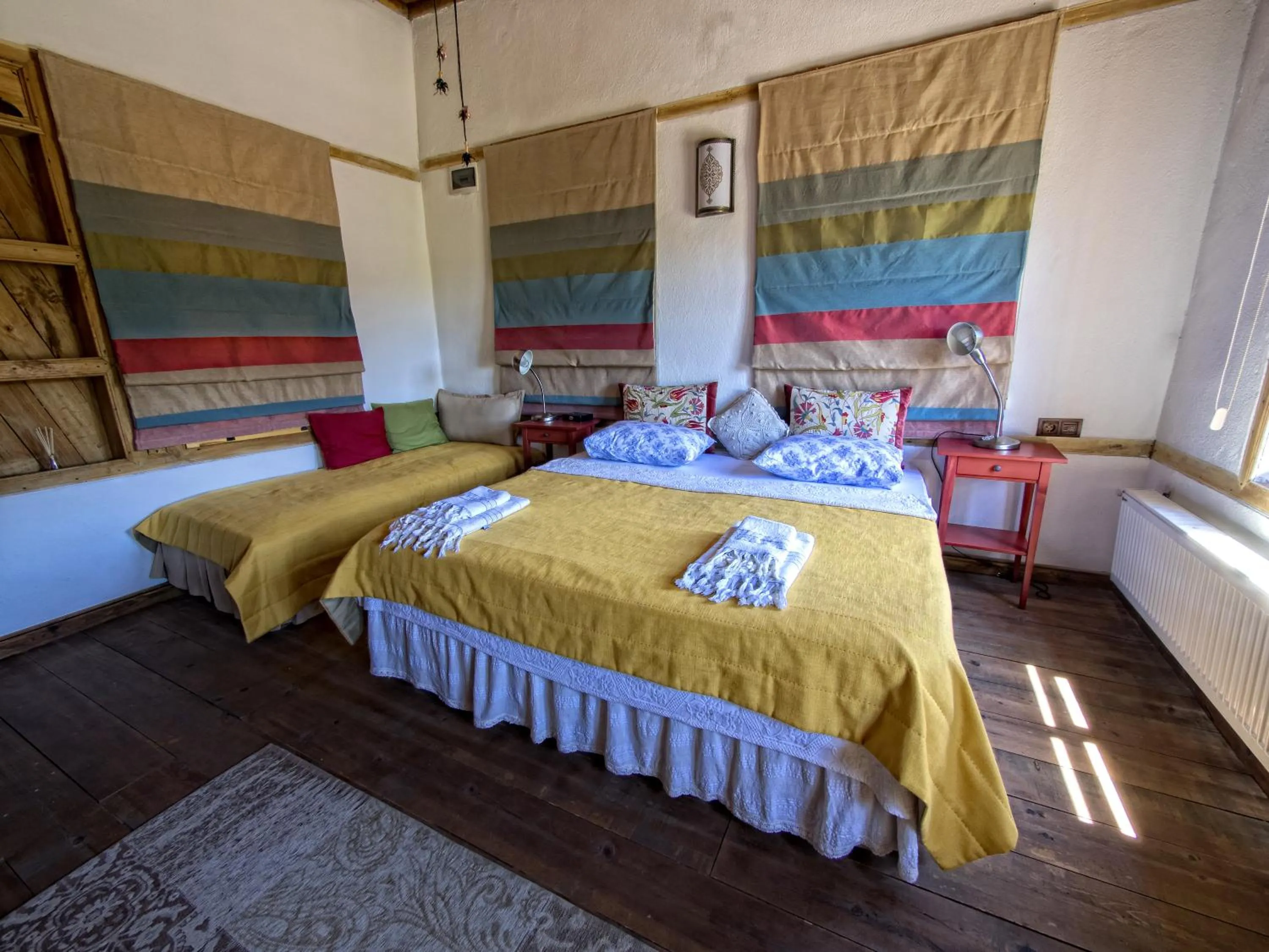 Photo of the whole room in Birgi Hotel Saliha Hanim Tas Konak