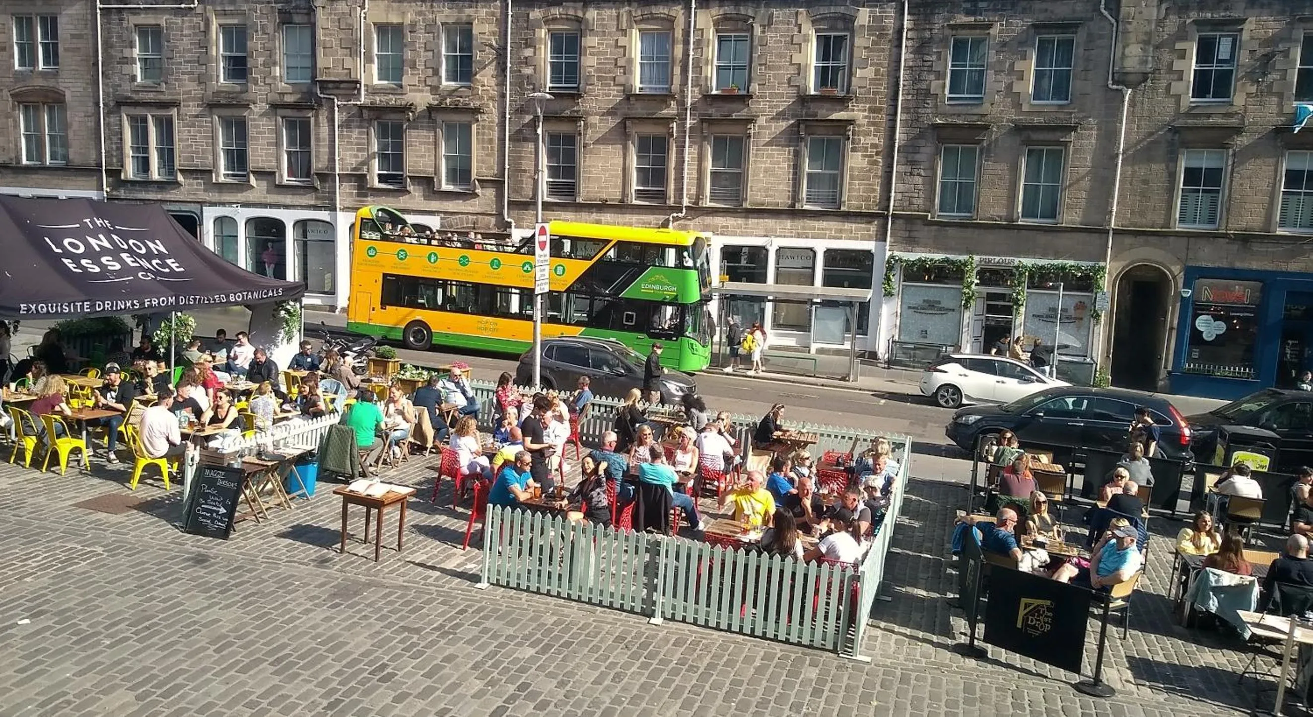 Restaurant/places to eat in Grassmarket Old Town Boutique Apartment