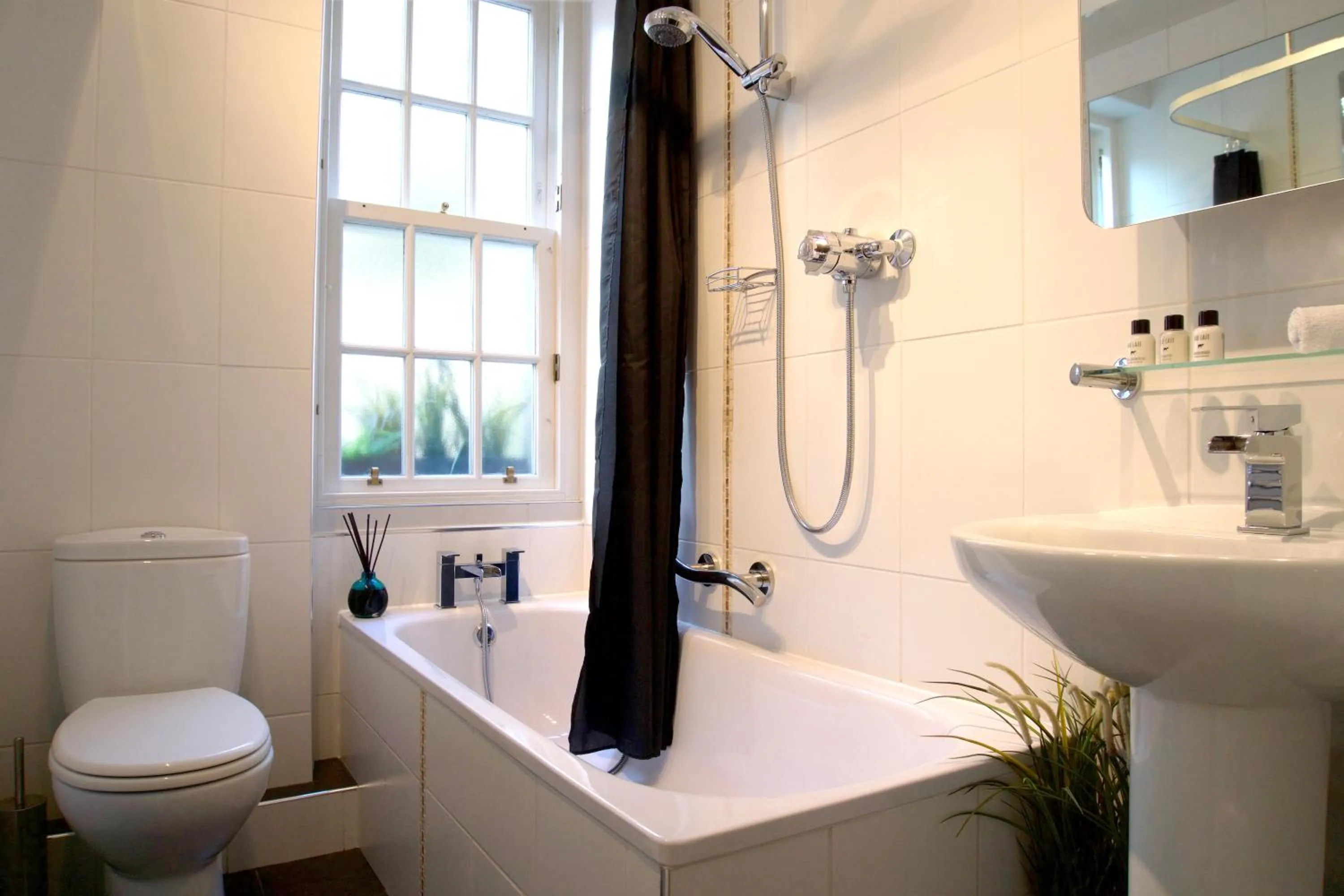 Bathroom in Grassmarket Old Town Boutique Apartment