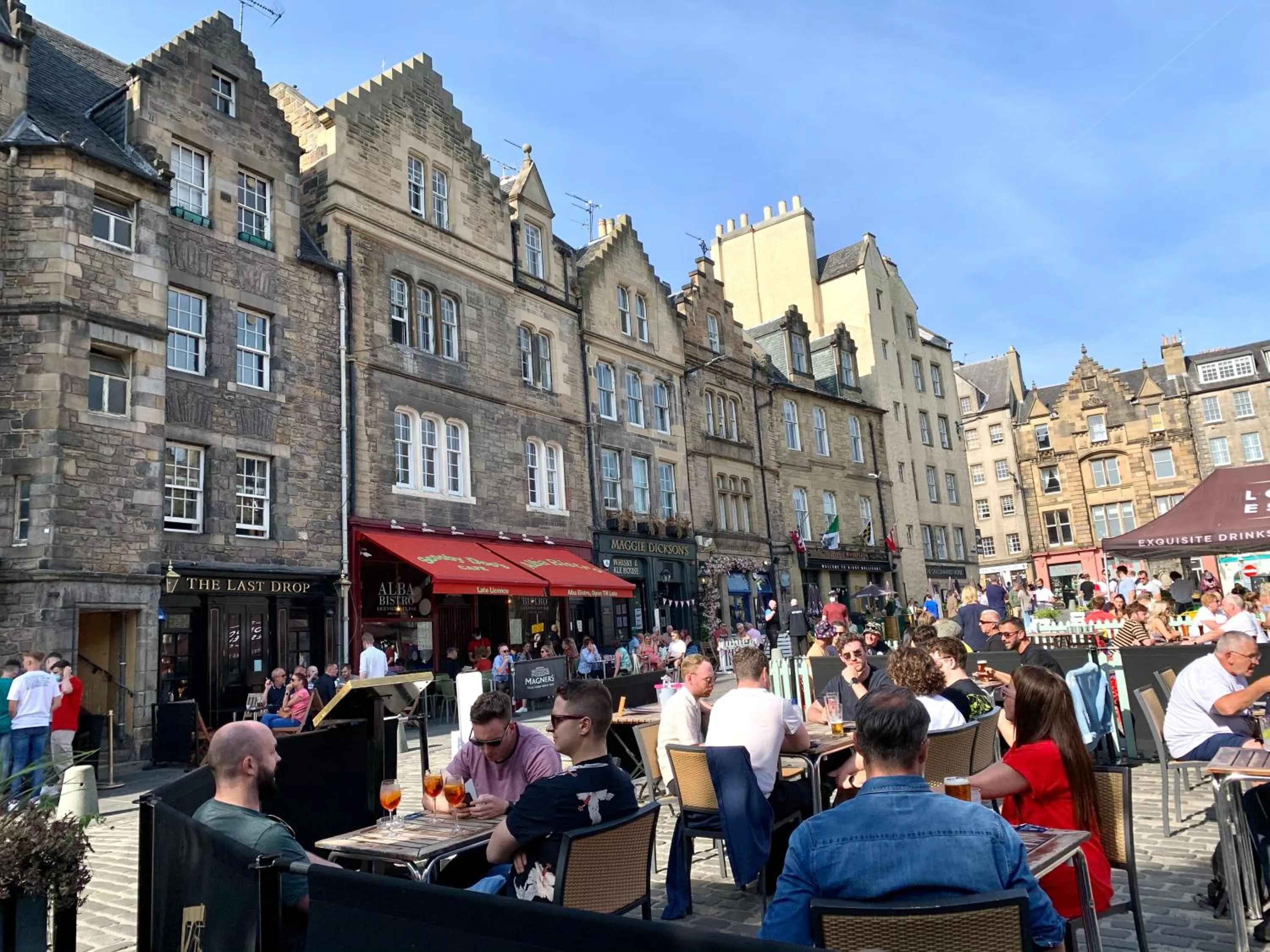 Property building in Grassmarket Old Town Boutique Apartment
