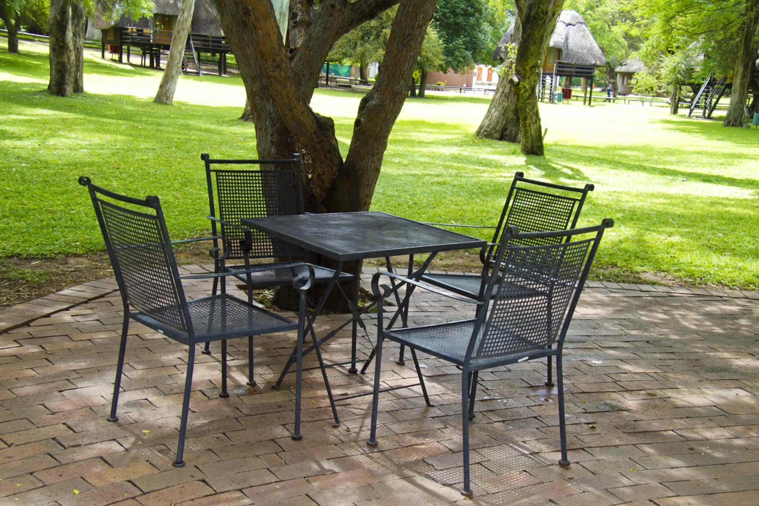 Garden in Cresta Marang Gardens Hotel