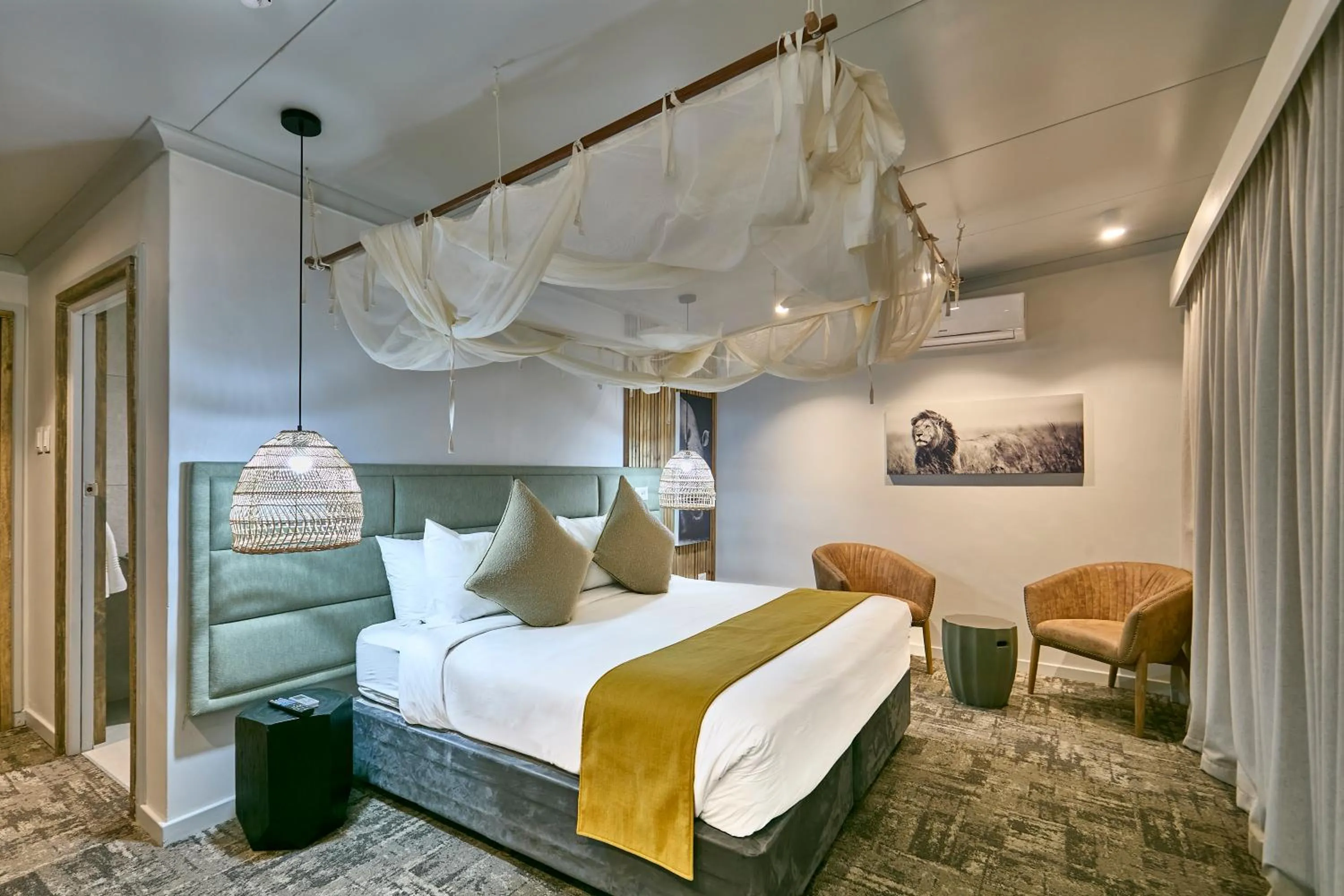 Bed in Cresta Marang Gardens Hotel