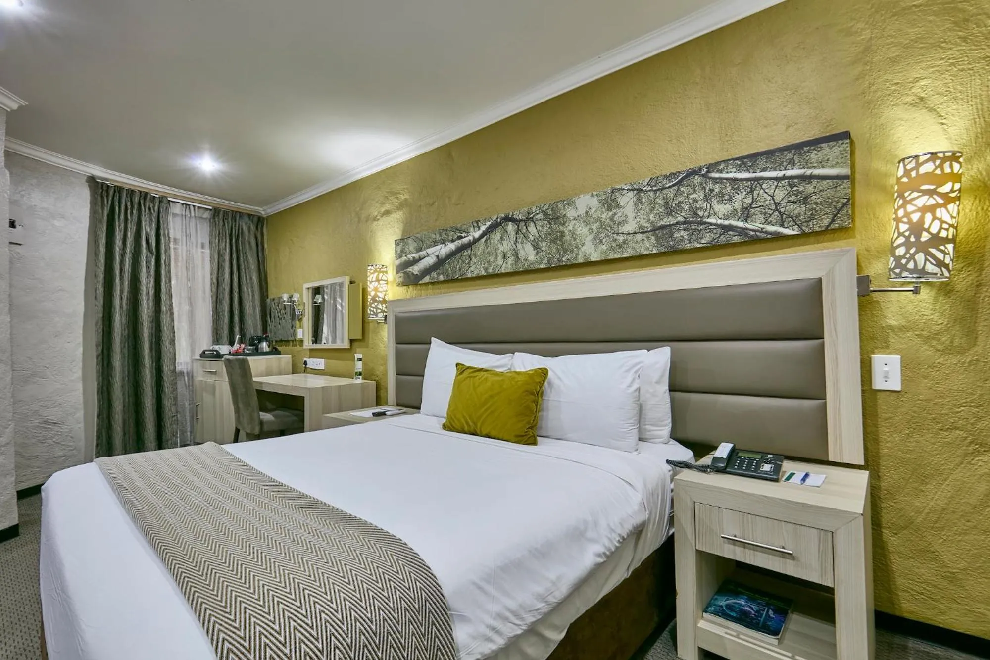 Photo of the whole room in Cresta Marang Gardens Hotel