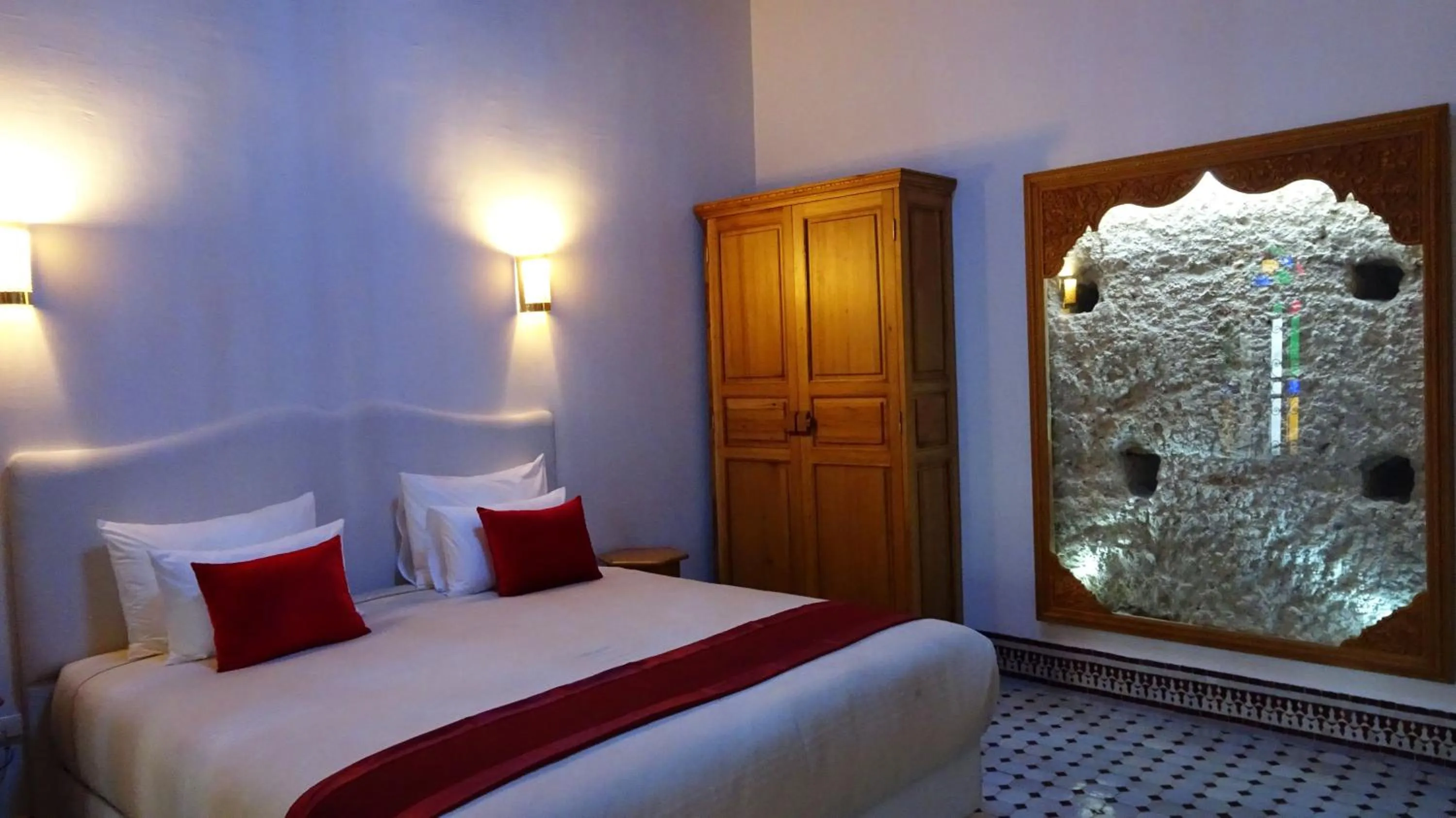 Photo of the whole room, Bed in Riad Sabah