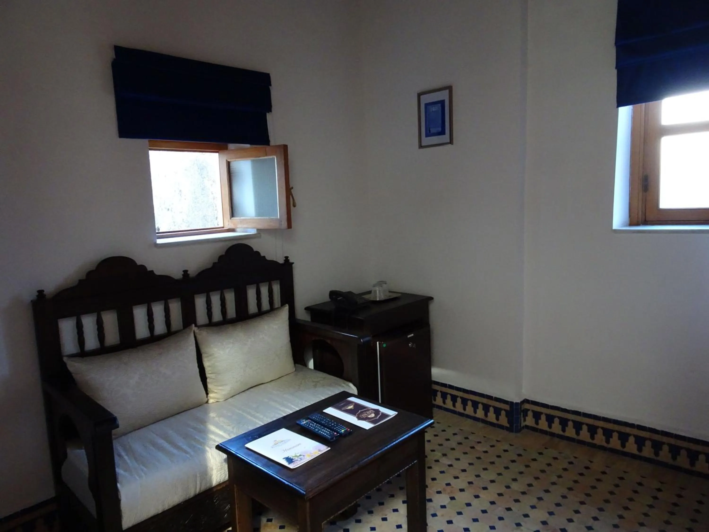 Seating area, Bed in Riad Sabah