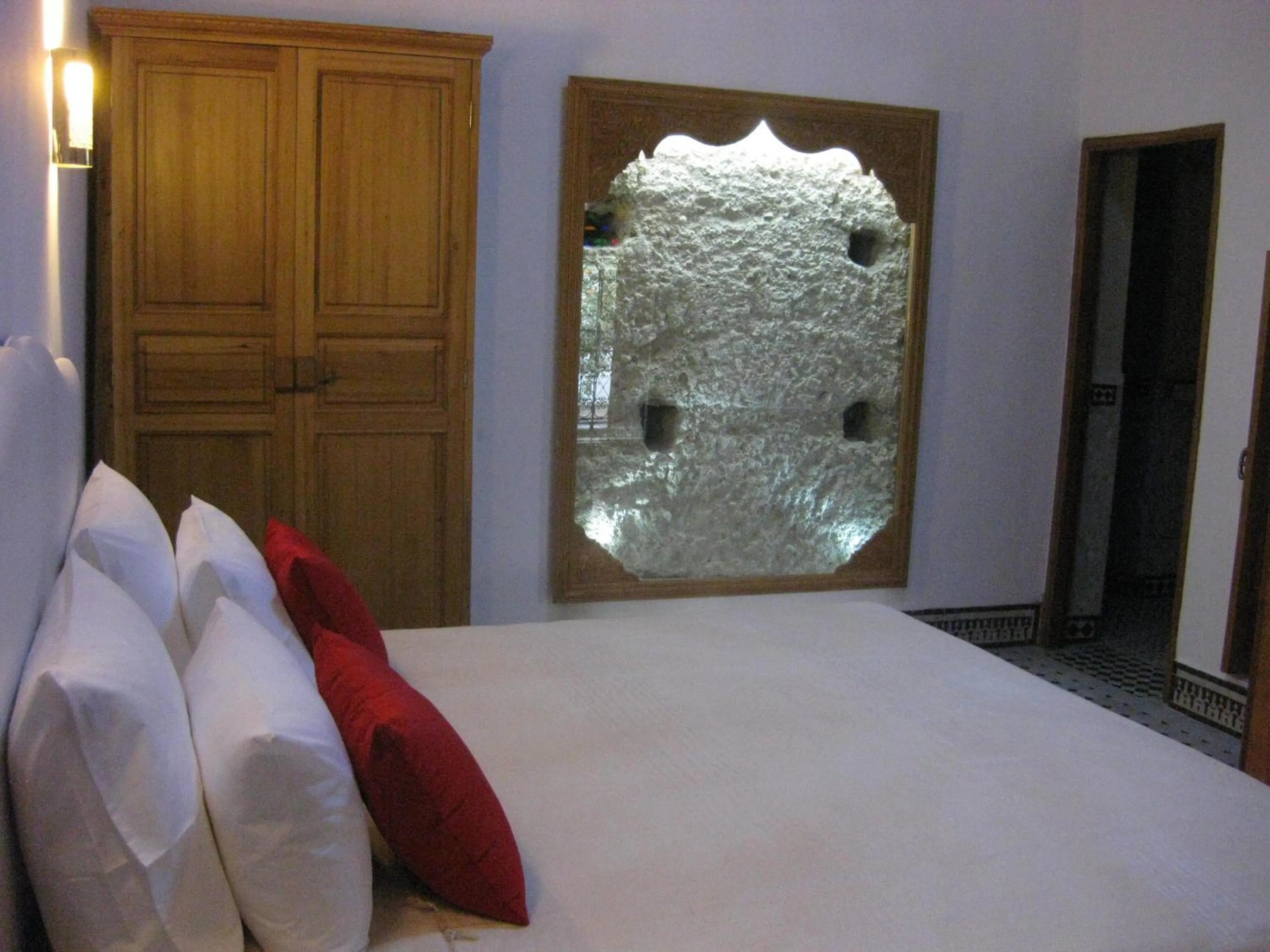Photo of the whole room, Bed in Riad Sabah