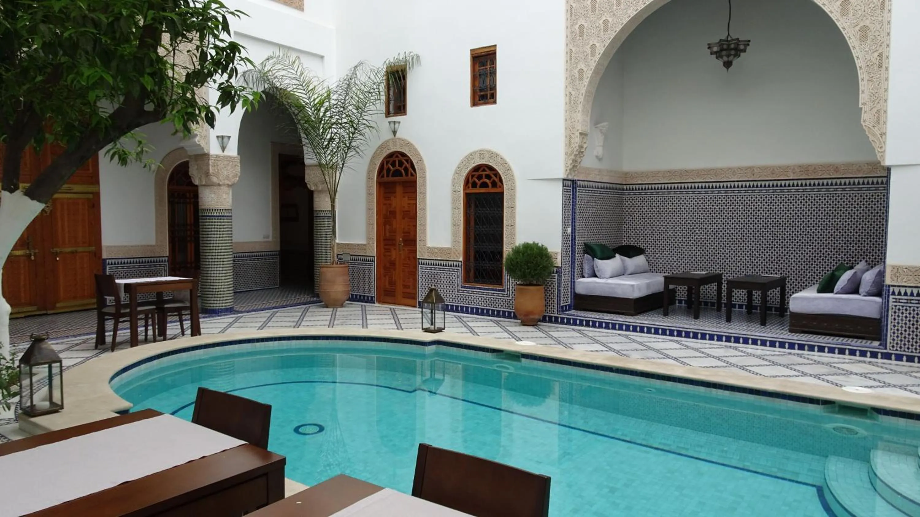 Swimming pool in Riad Sabah