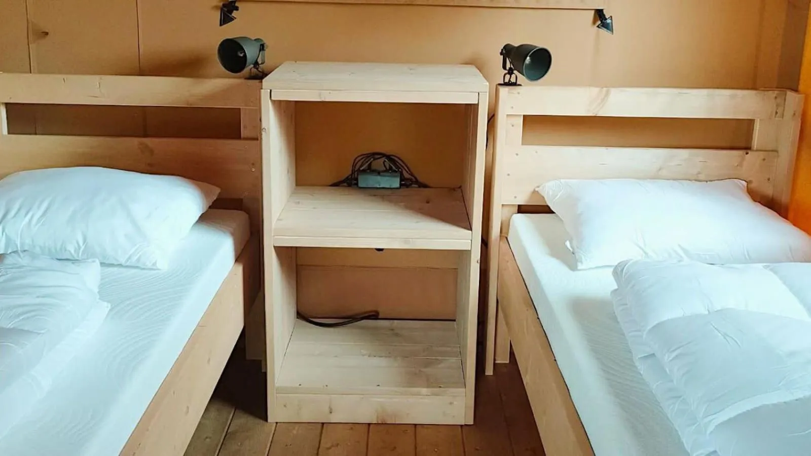 Bed in EuroParcs Molengroet