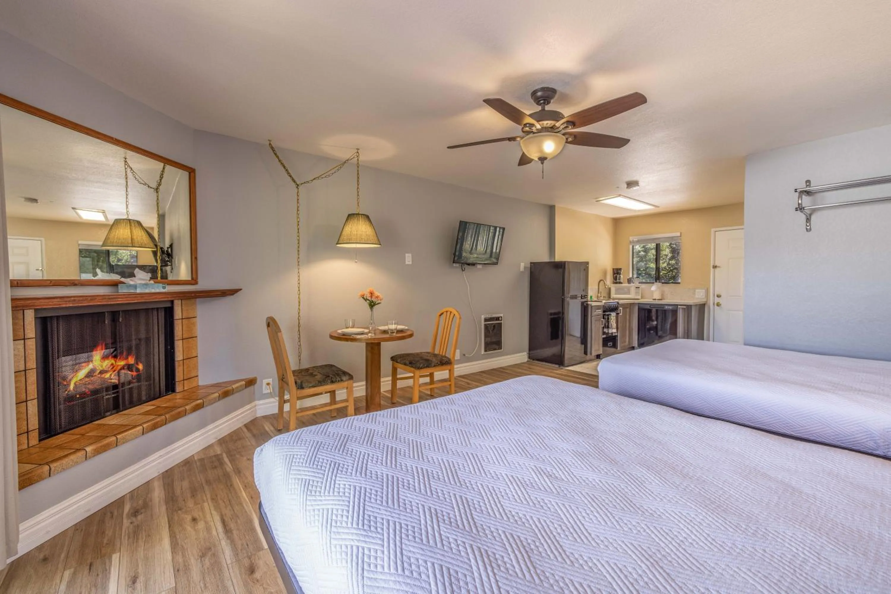 Bed in Big Bear Lakefront Lodge