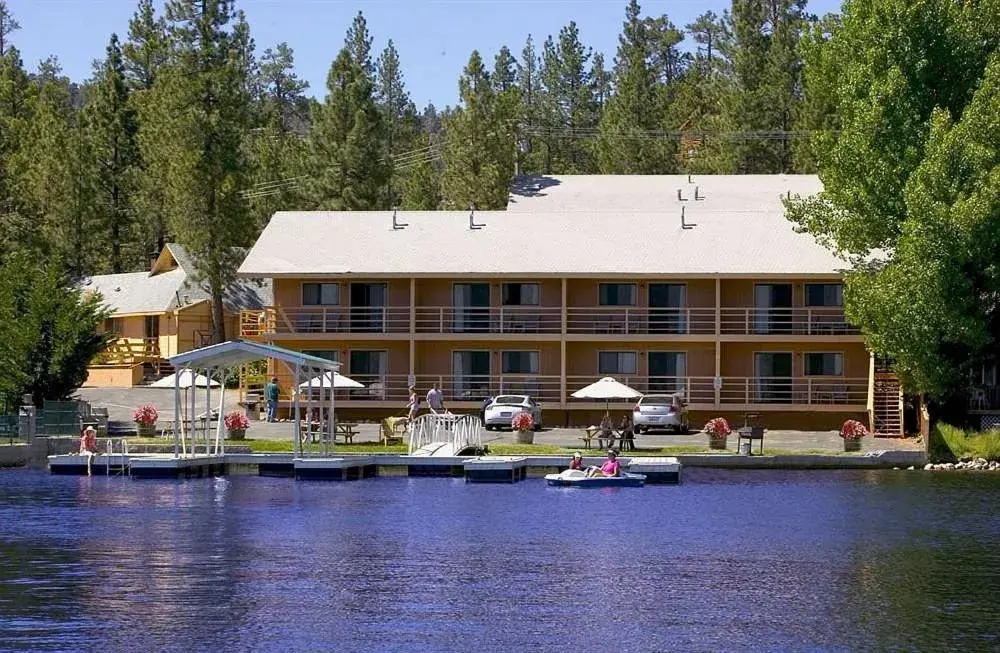 Big Bear Lakefront Lodge Big Bear Lakefront Lodge