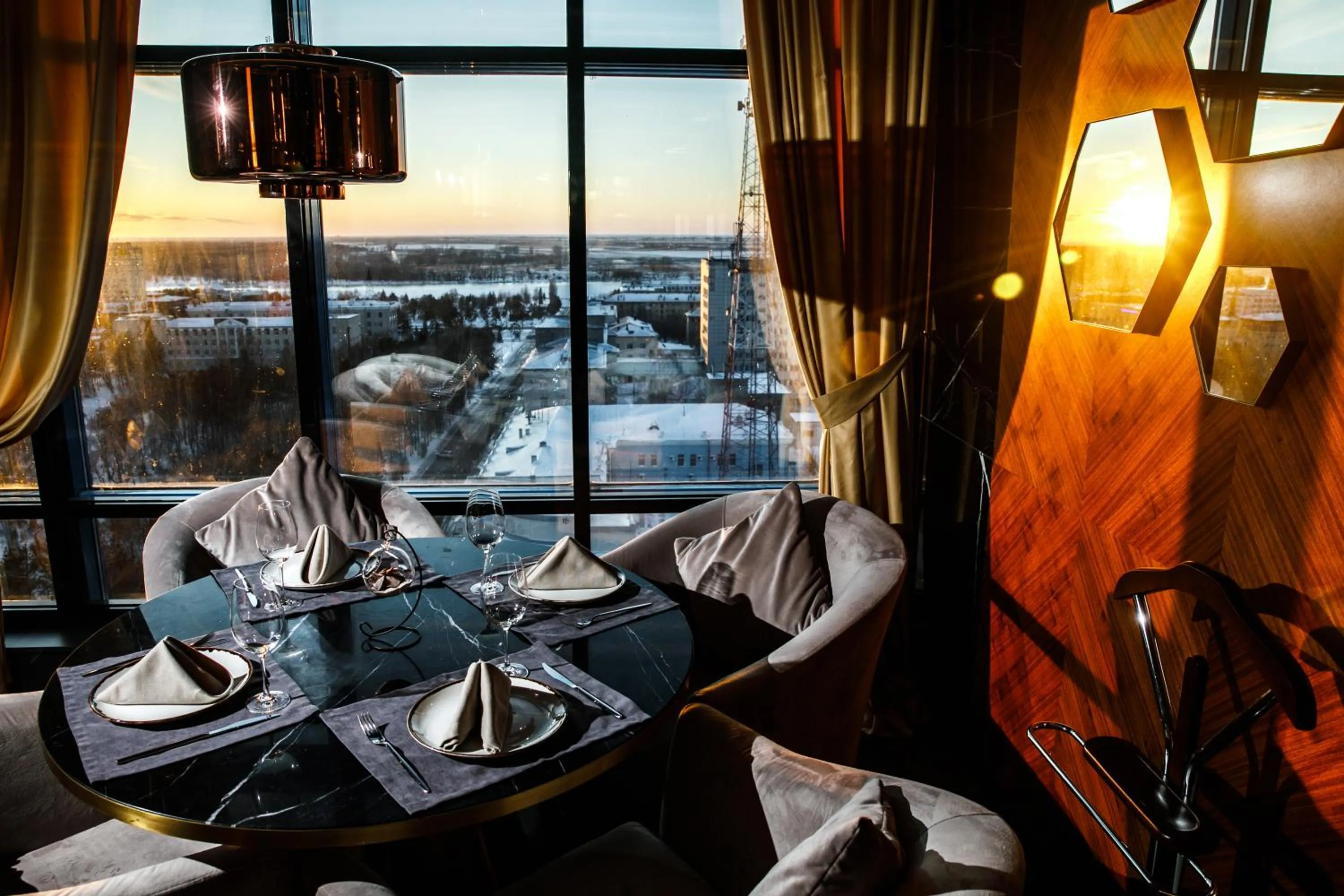 Restaurant/places to eat in Hotel Сomplex Irtysh