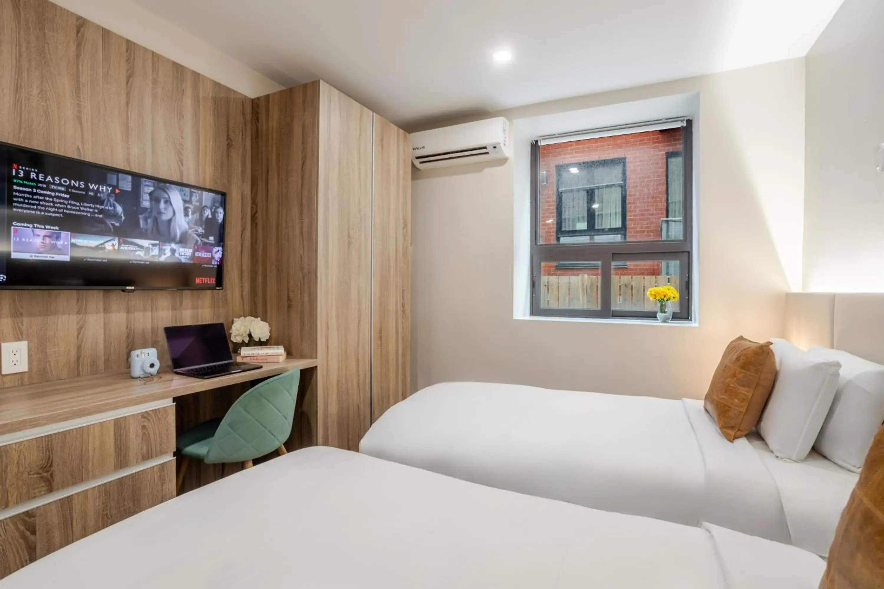 Bed in Olympia Hotel by Lodgo Bed in Olympia Hotel by Lodgo