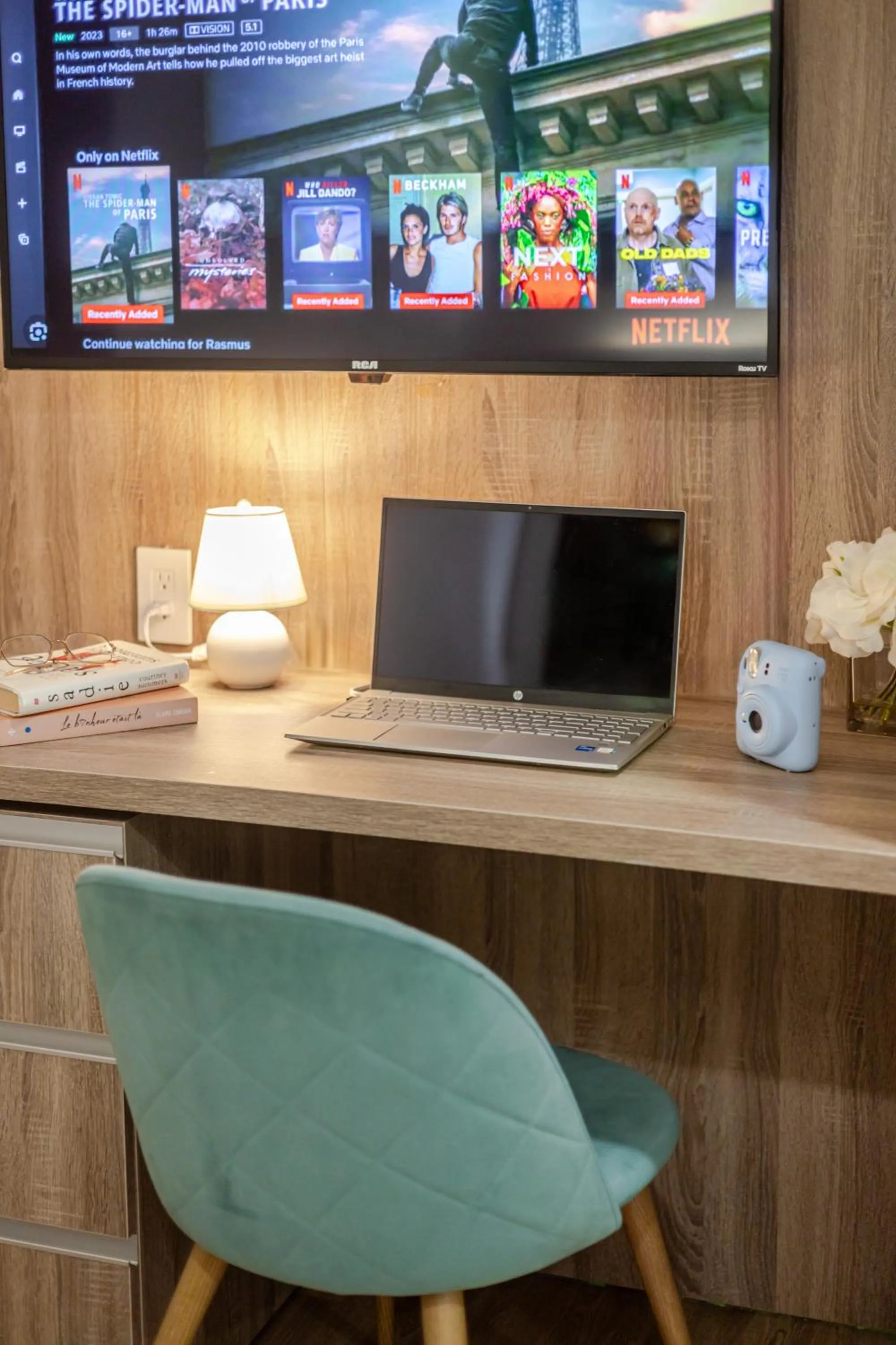 TV and multimedia in Olympia Hotel by Lodgo