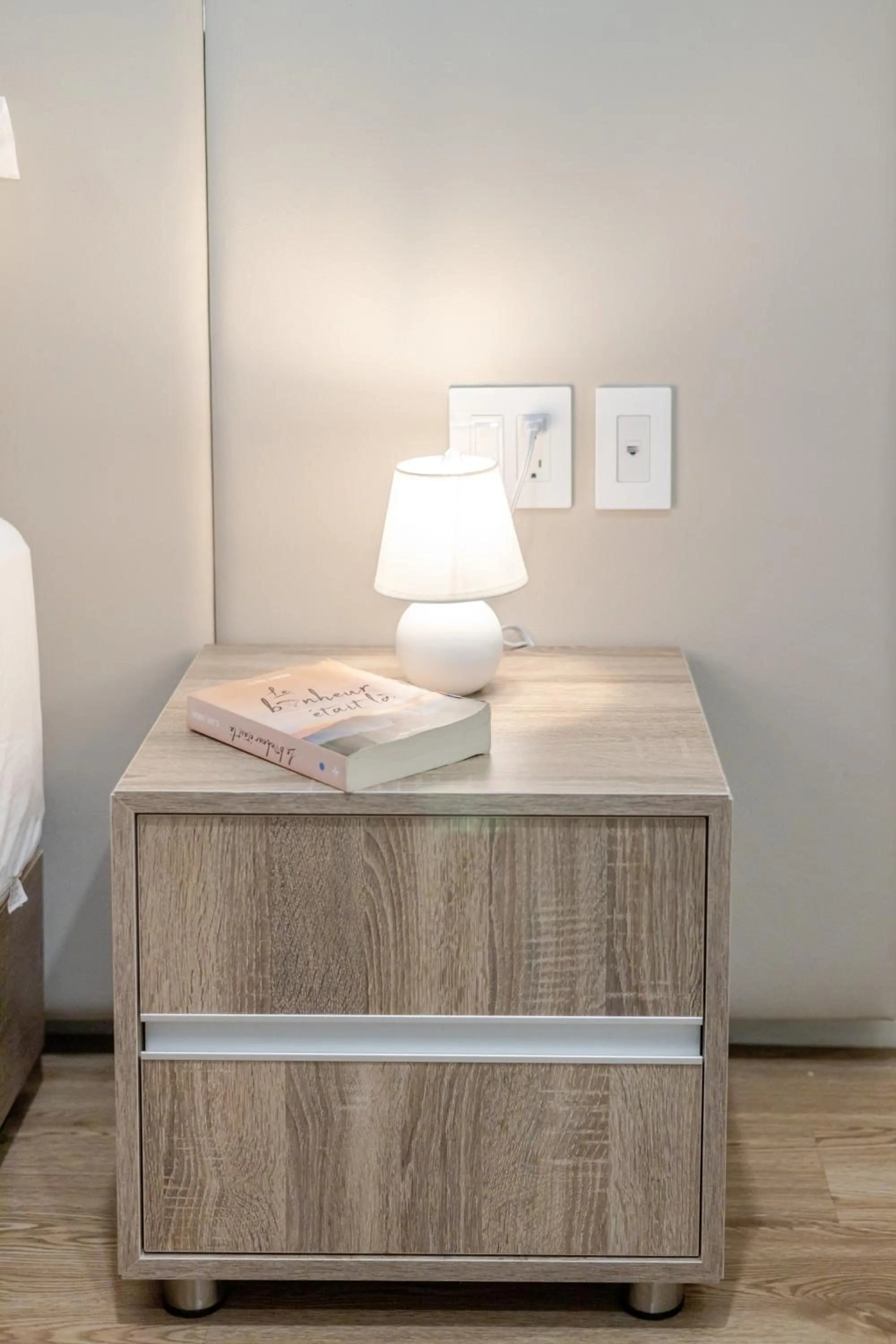 Bed in Olympia Hotel by Lodgo