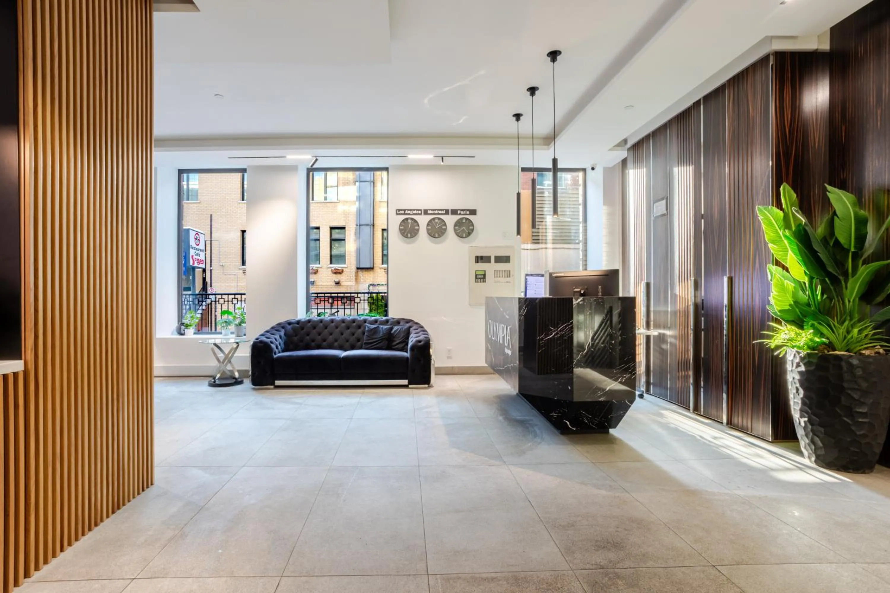 Olympia Hotel by Lodgo