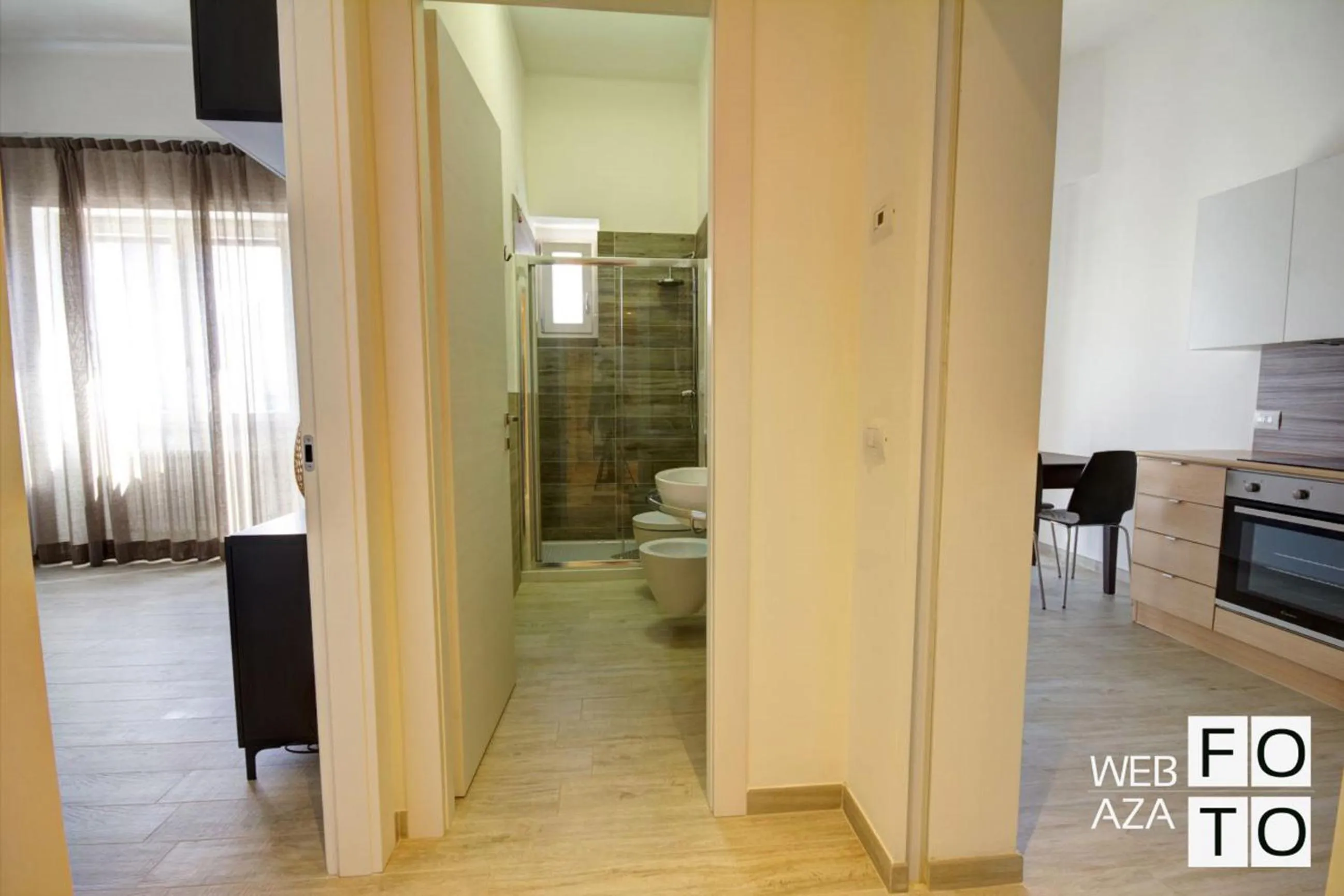 Shower in La Perla del Mare di Polignano Apartments