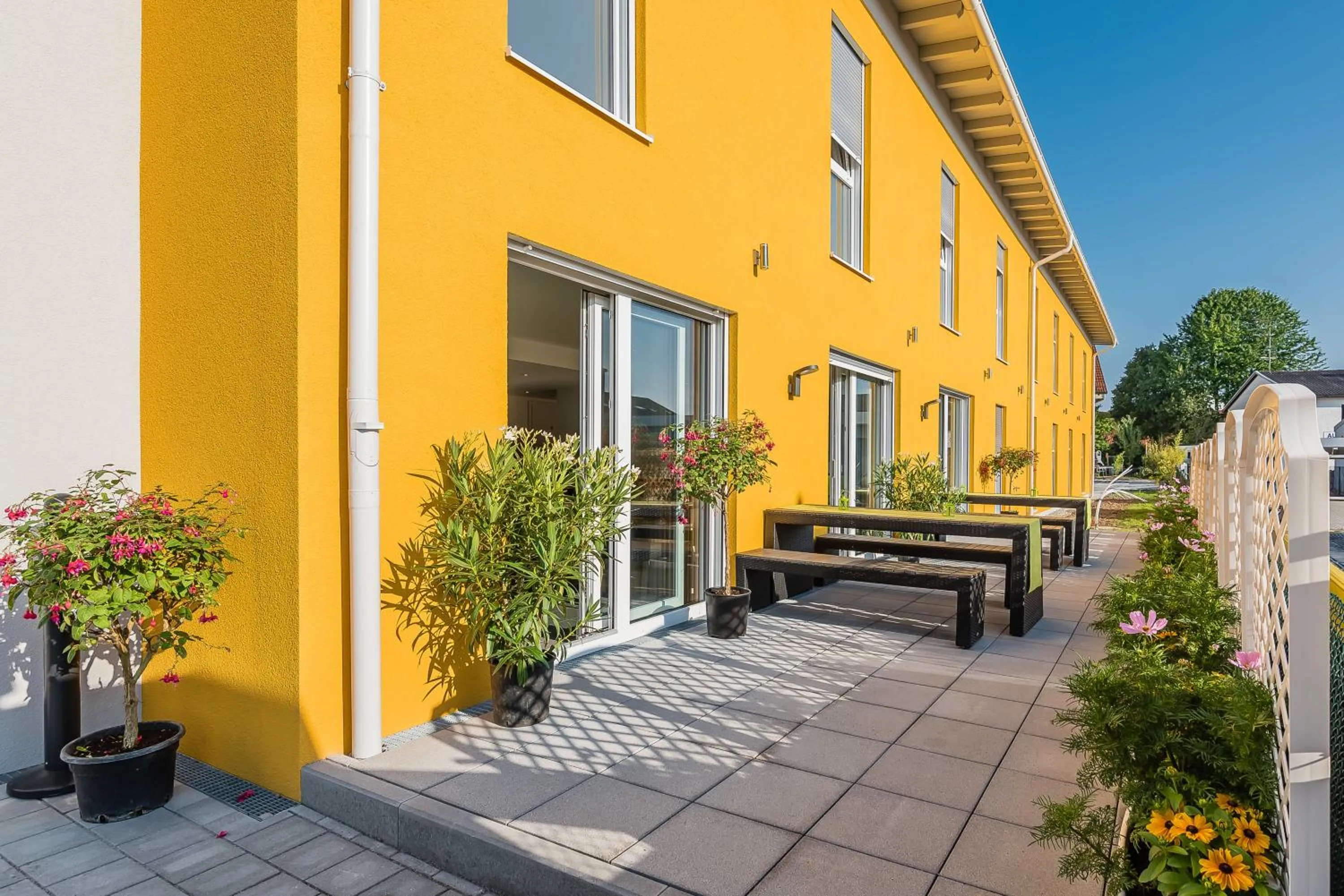 Balcony/Terrace in FairSleep Motel Einstein Erding