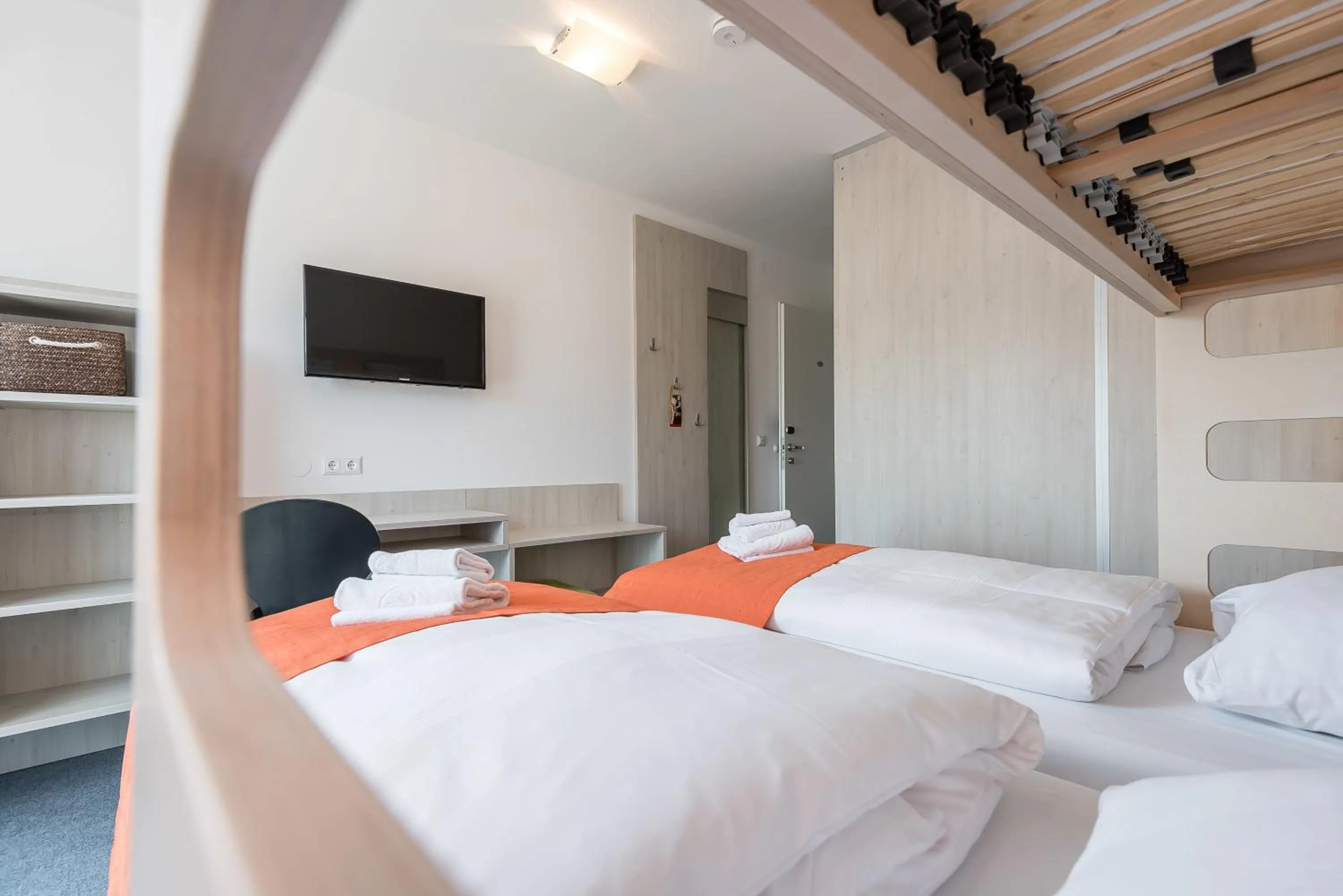 Photo of the whole room, Bed in FairSleep Motel Einstein Erding