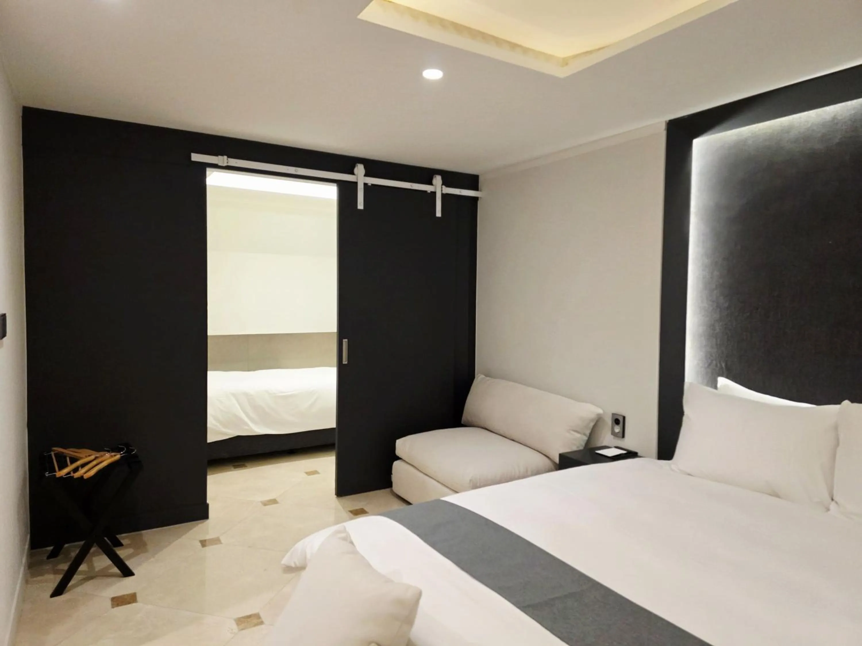 Bed in Blueduck hotel