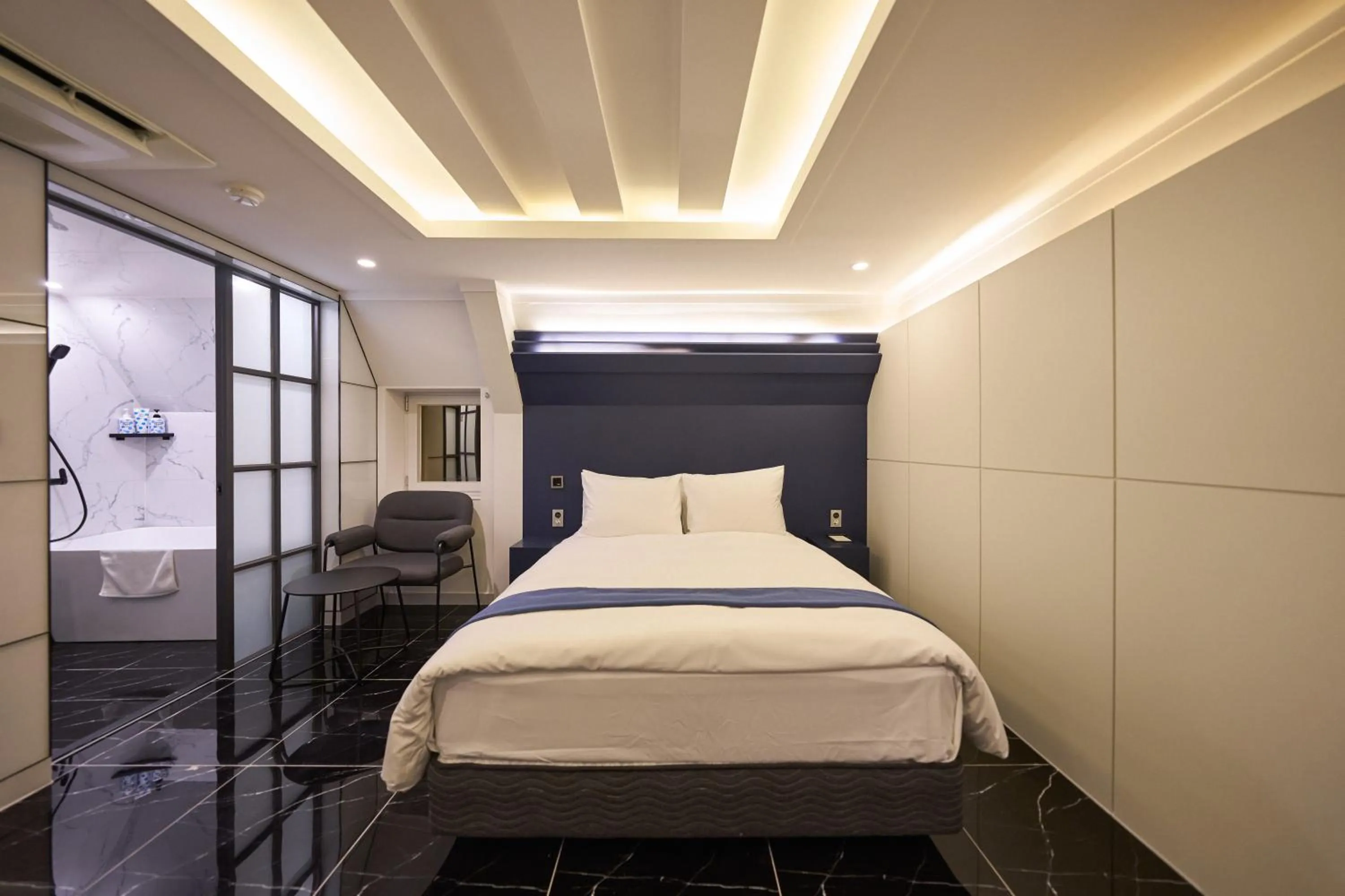 Bed in Blueduck hotel