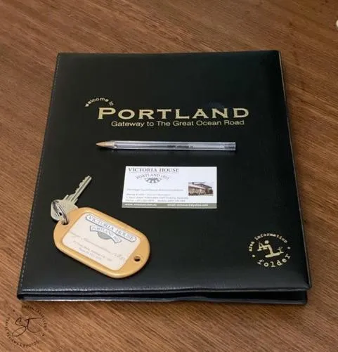 Logo/Certificate/Sign in Victoria House