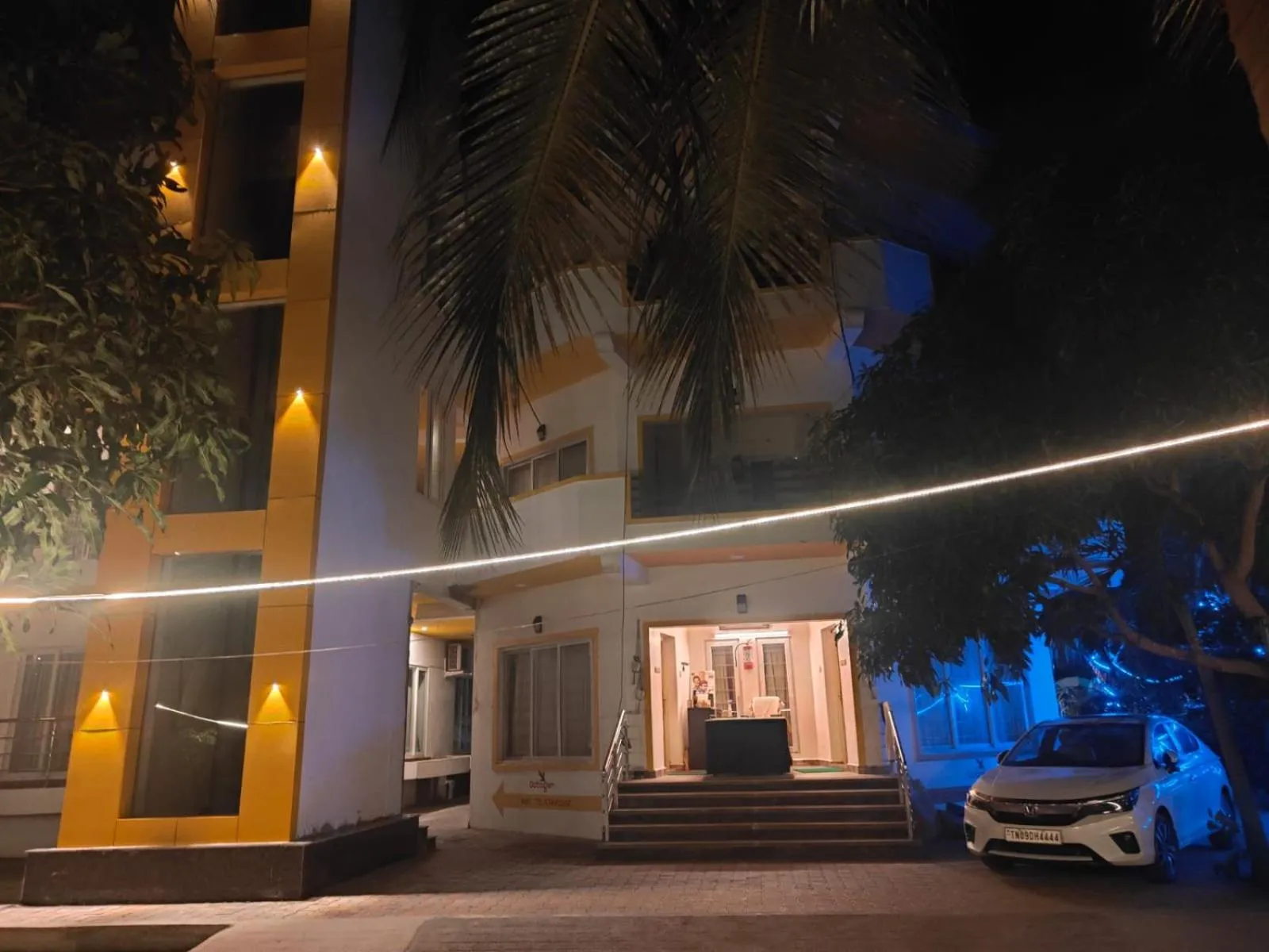Octagon Beach Resort Pondicherry