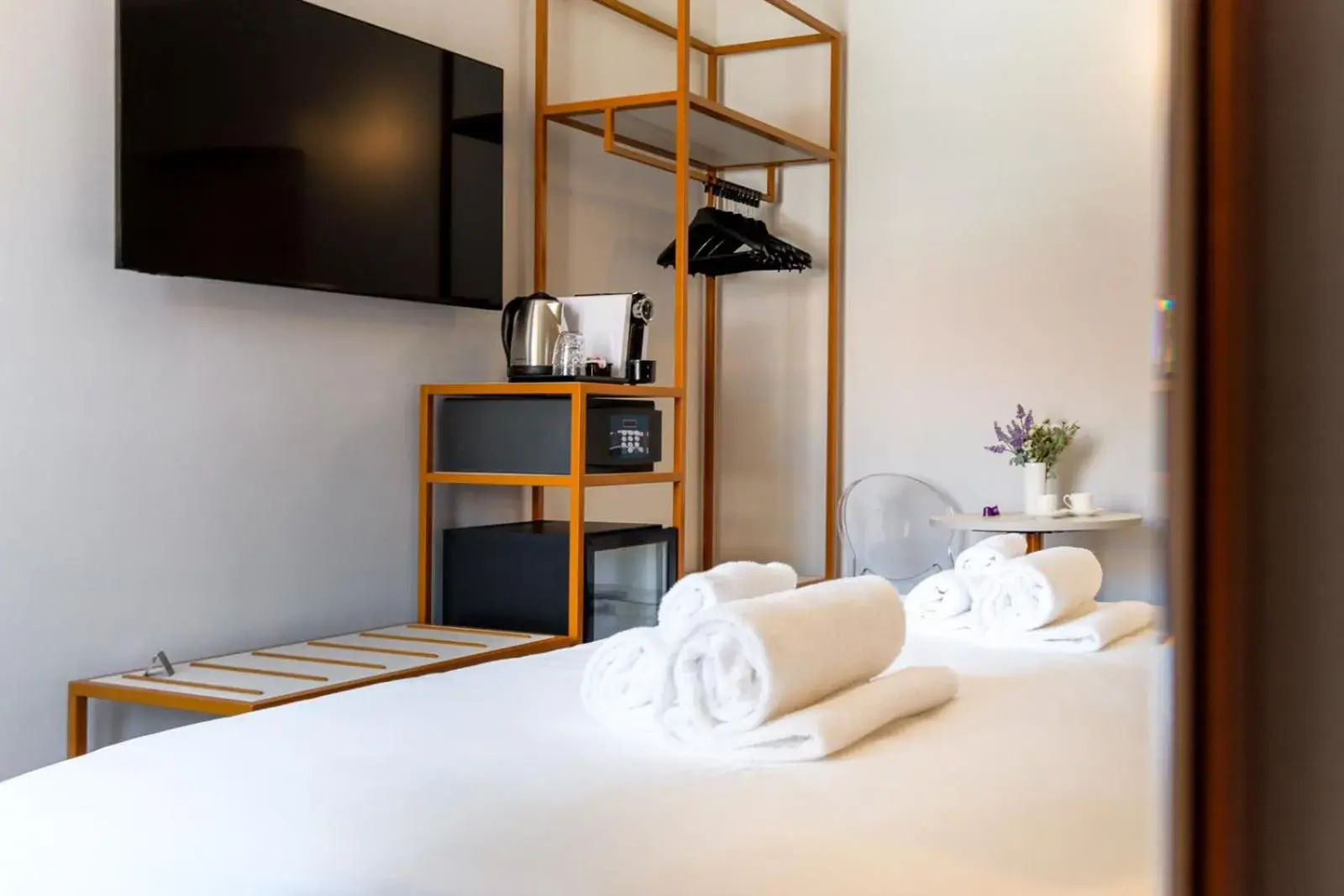 Bed in Velia Relais Bed in Velia Relais