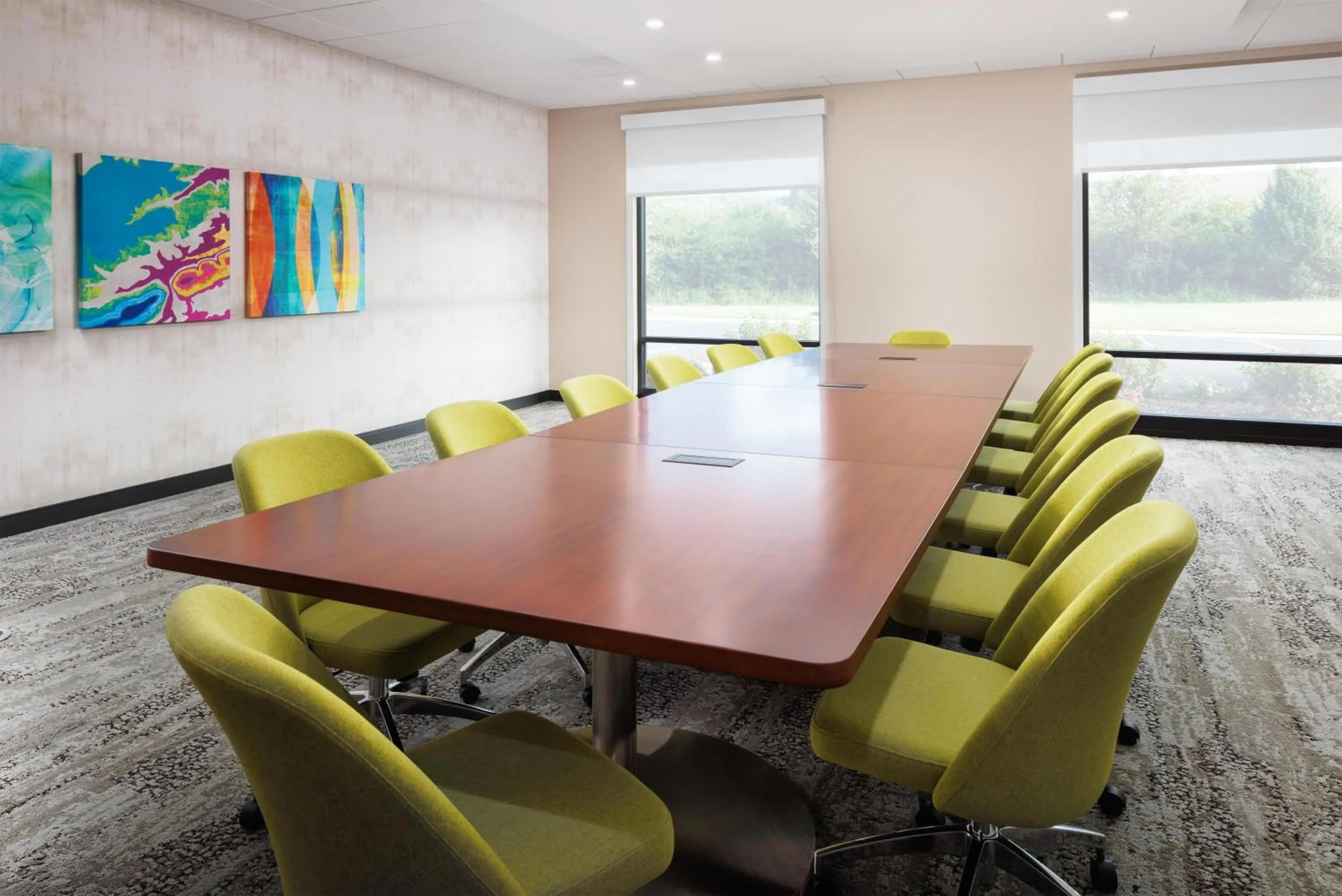 Meeting/conference room in Tru By Hilton Cleveland, TN