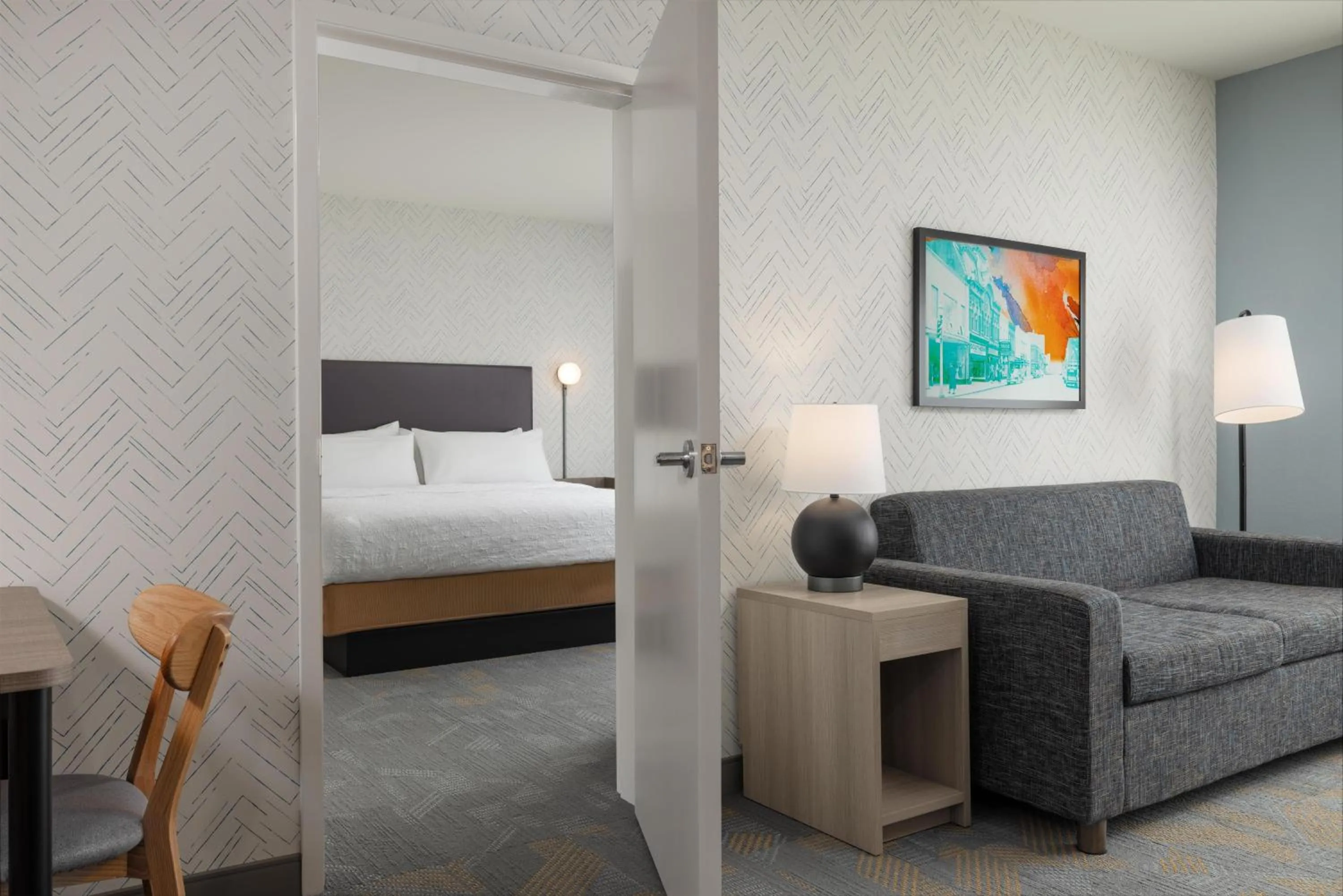 Living room, Bed in Home2 Suites By Hilton Cleveland, TN