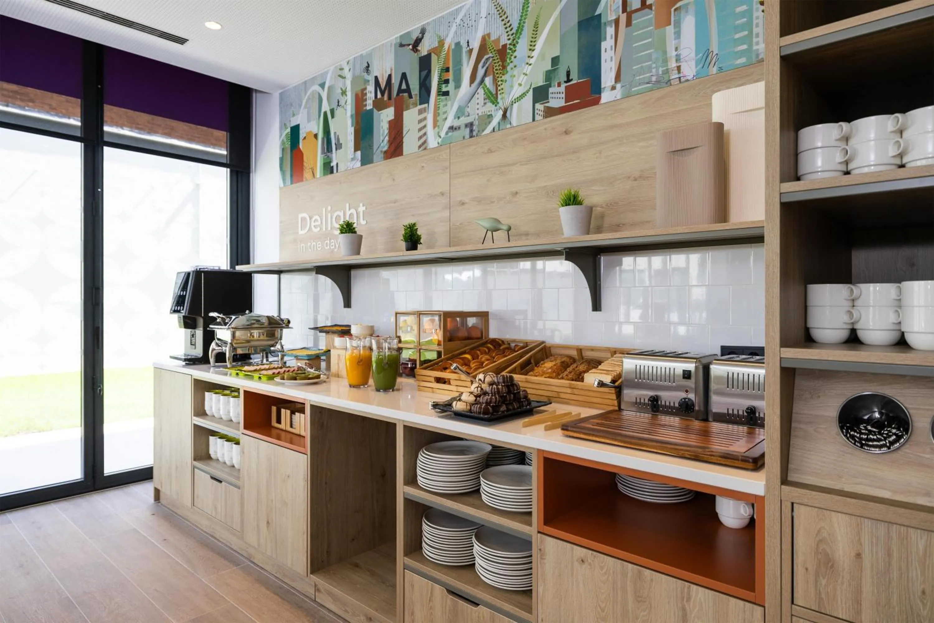 Breakfast in Spark By Hilton Madrid Alcala